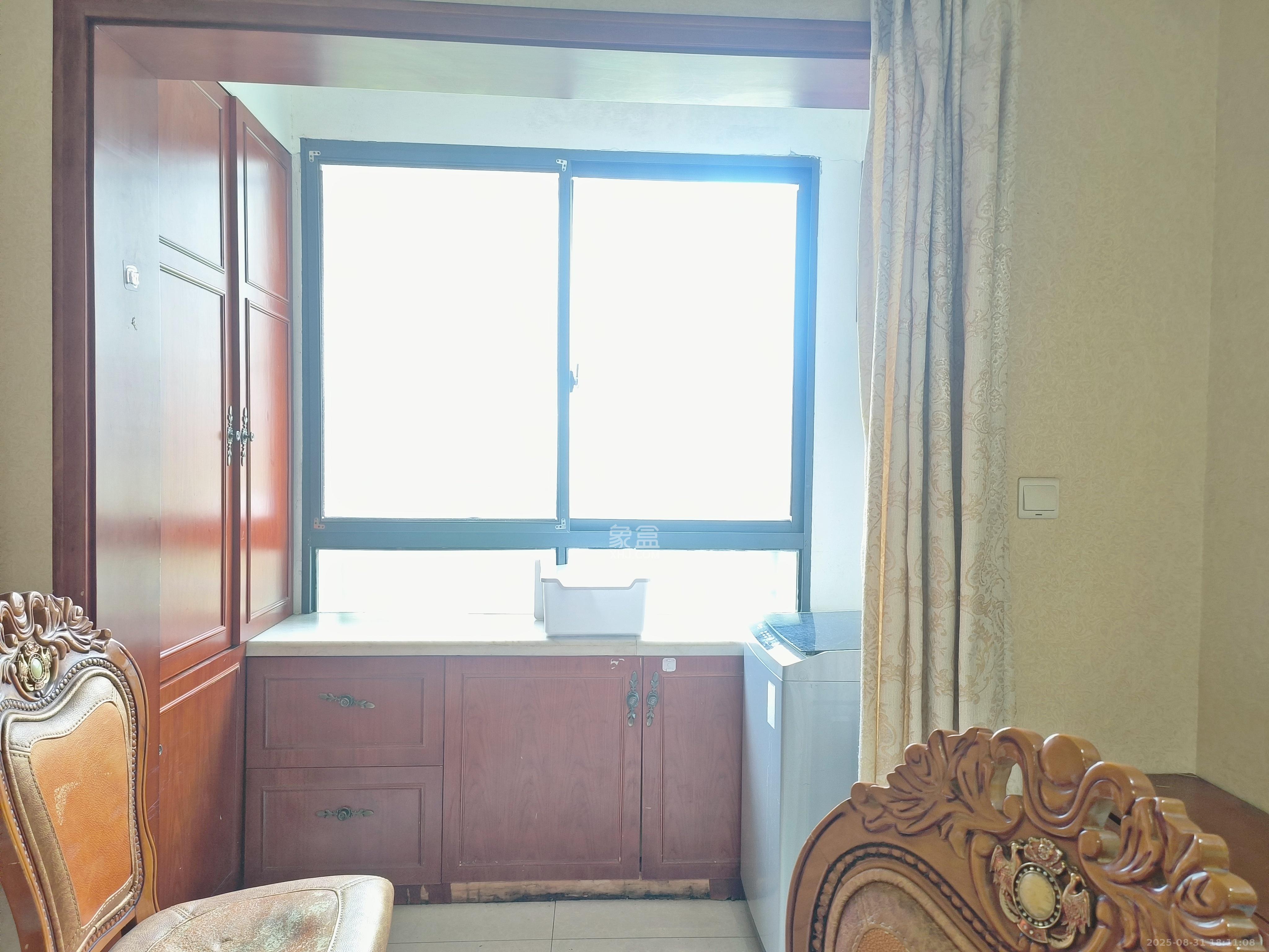 天骄福邸  3室2厅1卫    2800.0元/月室内图