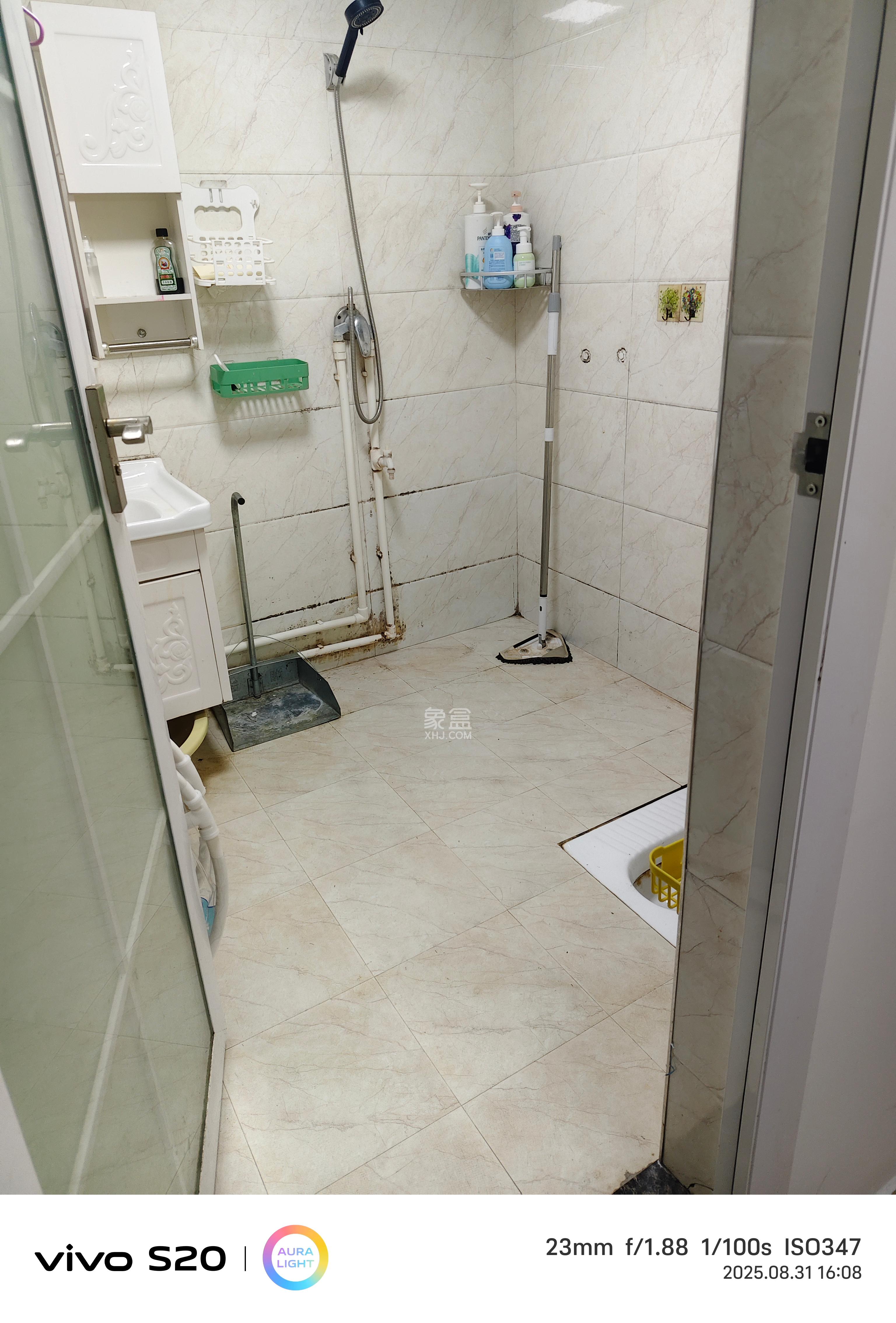 钰龙天下二期(钰龙佳园) 1室0厅1卫 1200.0元/月 钰龙天下二期(钰龙佳园) 1室0厅1卫 1200.0元/月室内图