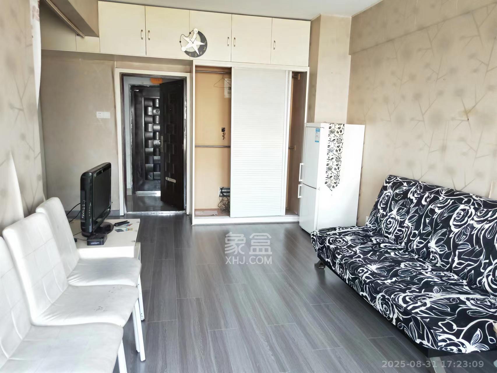 上海城小区 1室1厅1卫 1400.0元/月 上海城小区 1室1厅1卫 1400.0元/月室内图