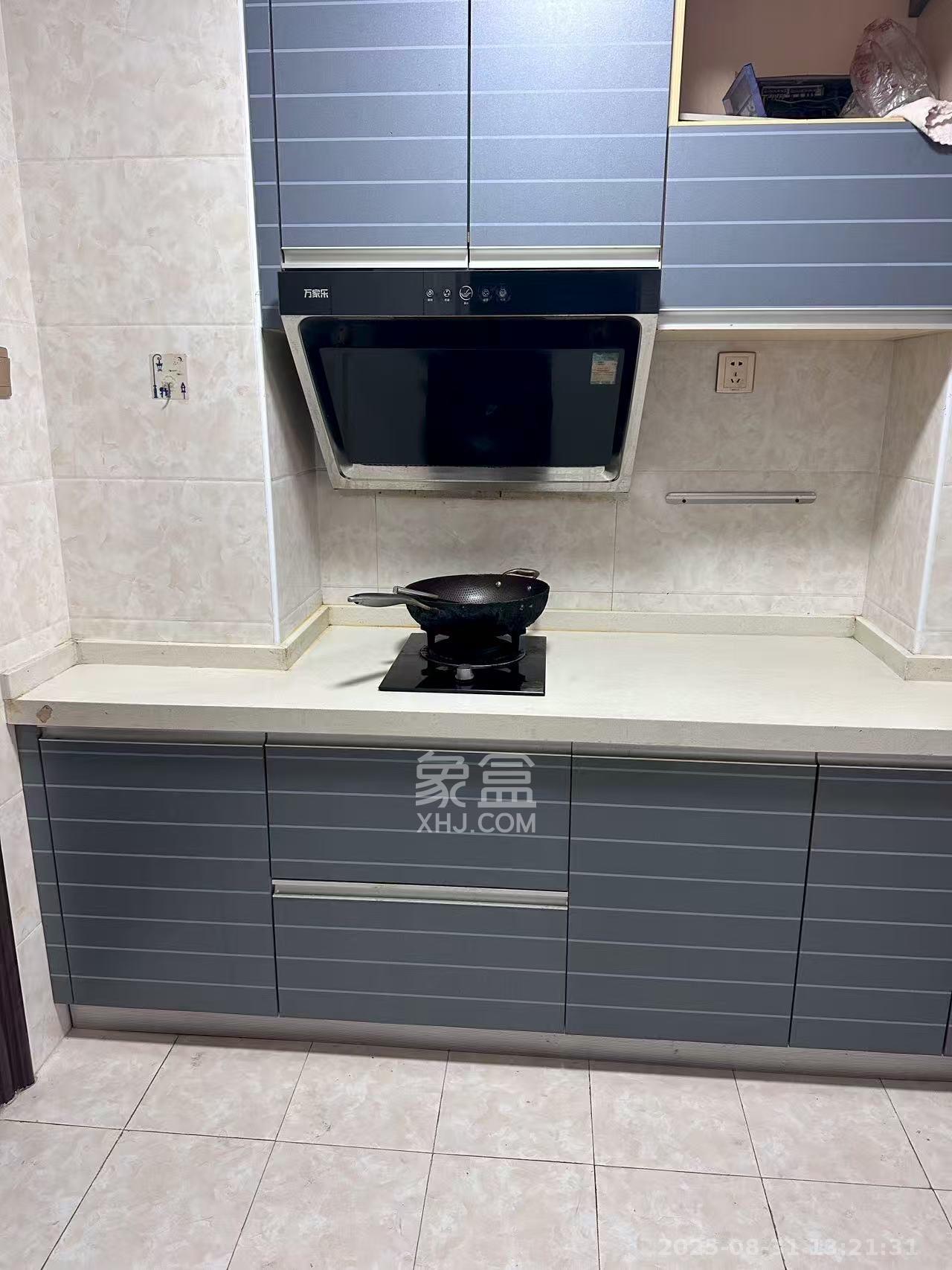 世纪桃花苑 1室1厅1卫 1400.0元/月 世纪桃花苑 1室1厅1卫 1400.0元/月室内图