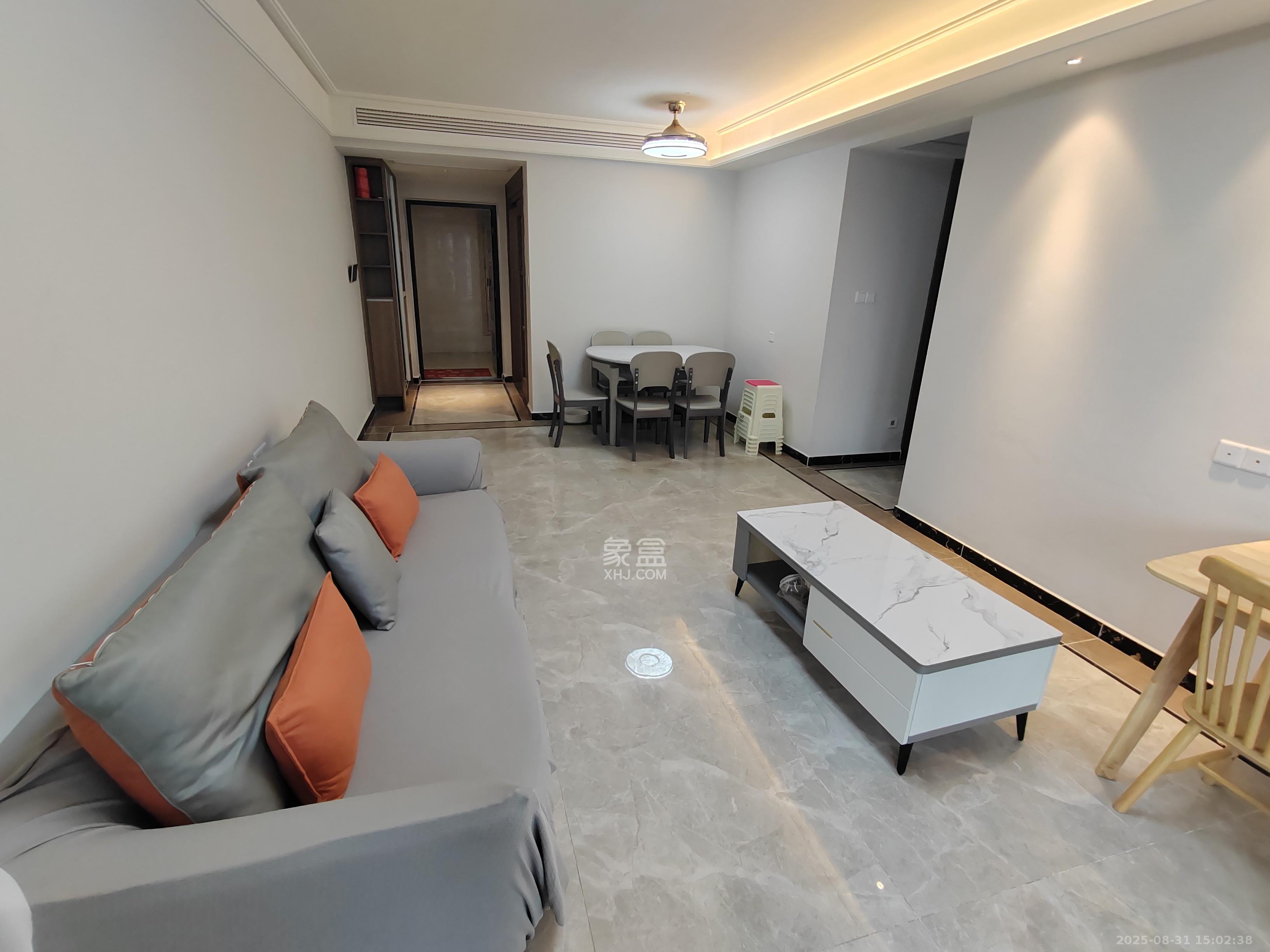 保利恒伟时光印象  4室2厅2卫    2600.0元/月室内图