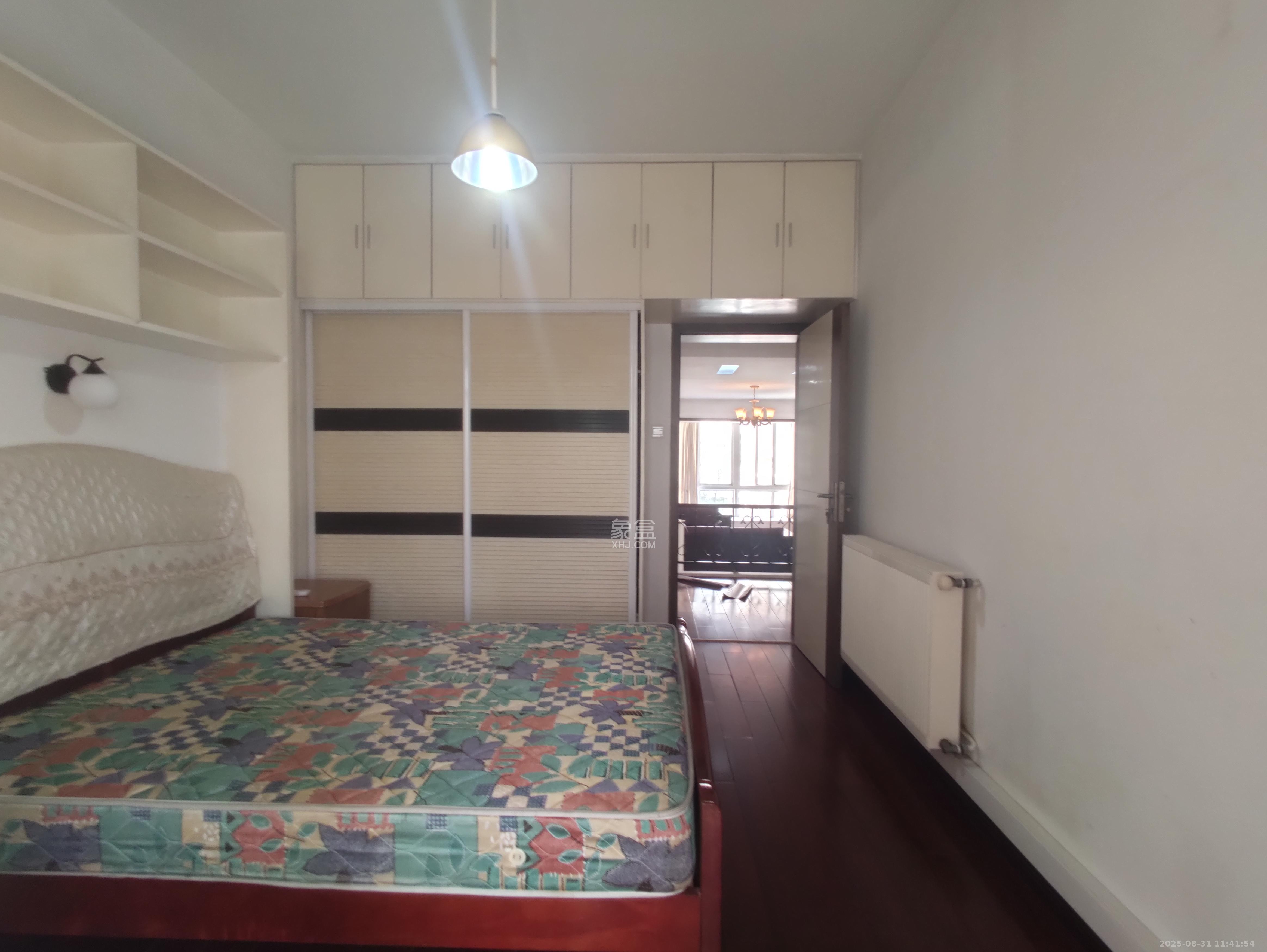 惠泽园  3室2厅2卫    2900.0元/月室内图