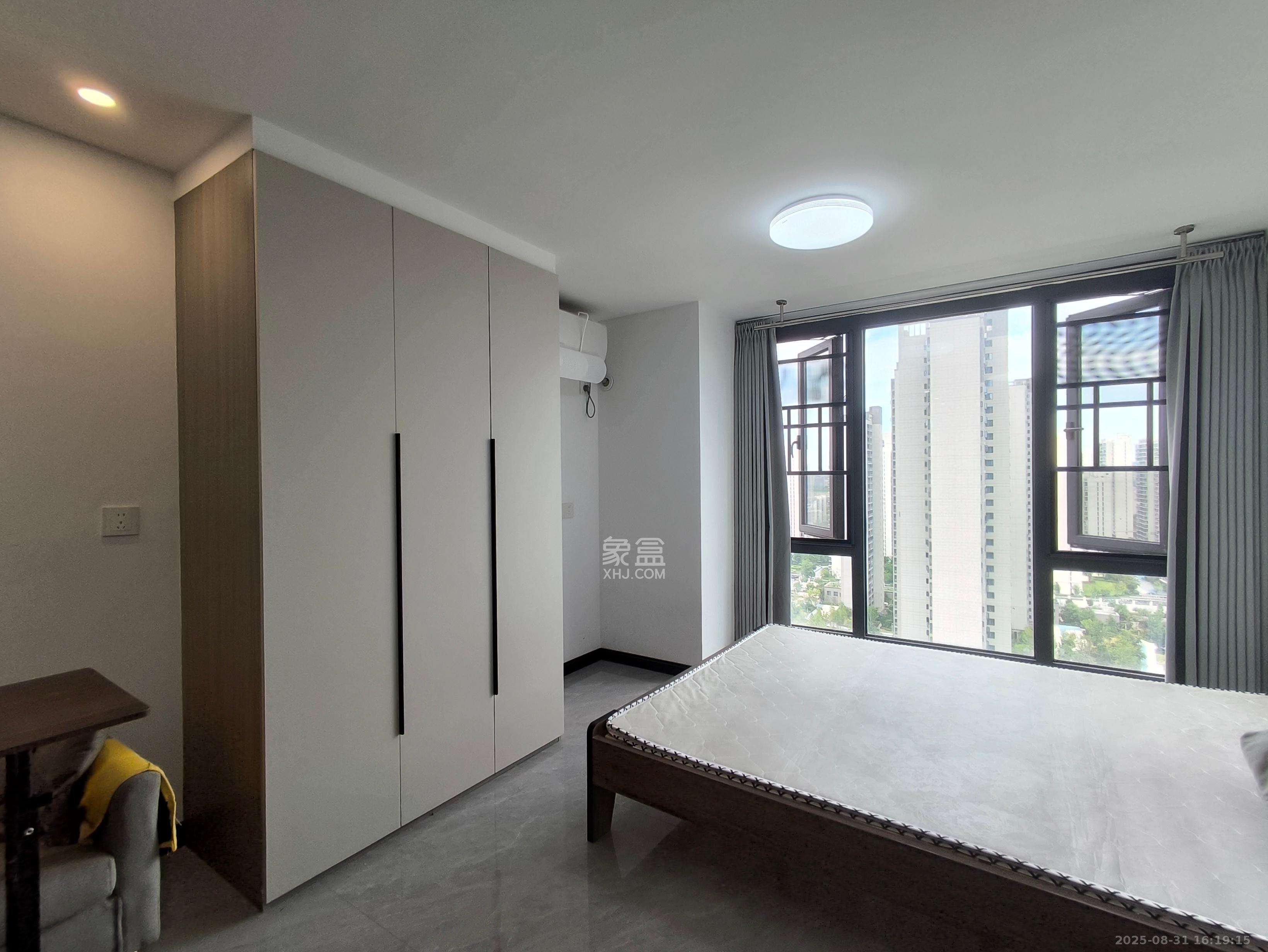 清控湖山雅居北区 1室1厅1卫 1300.0元/月 清控湖山雅居北区 1室1厅1卫 1300.0元/月室内图