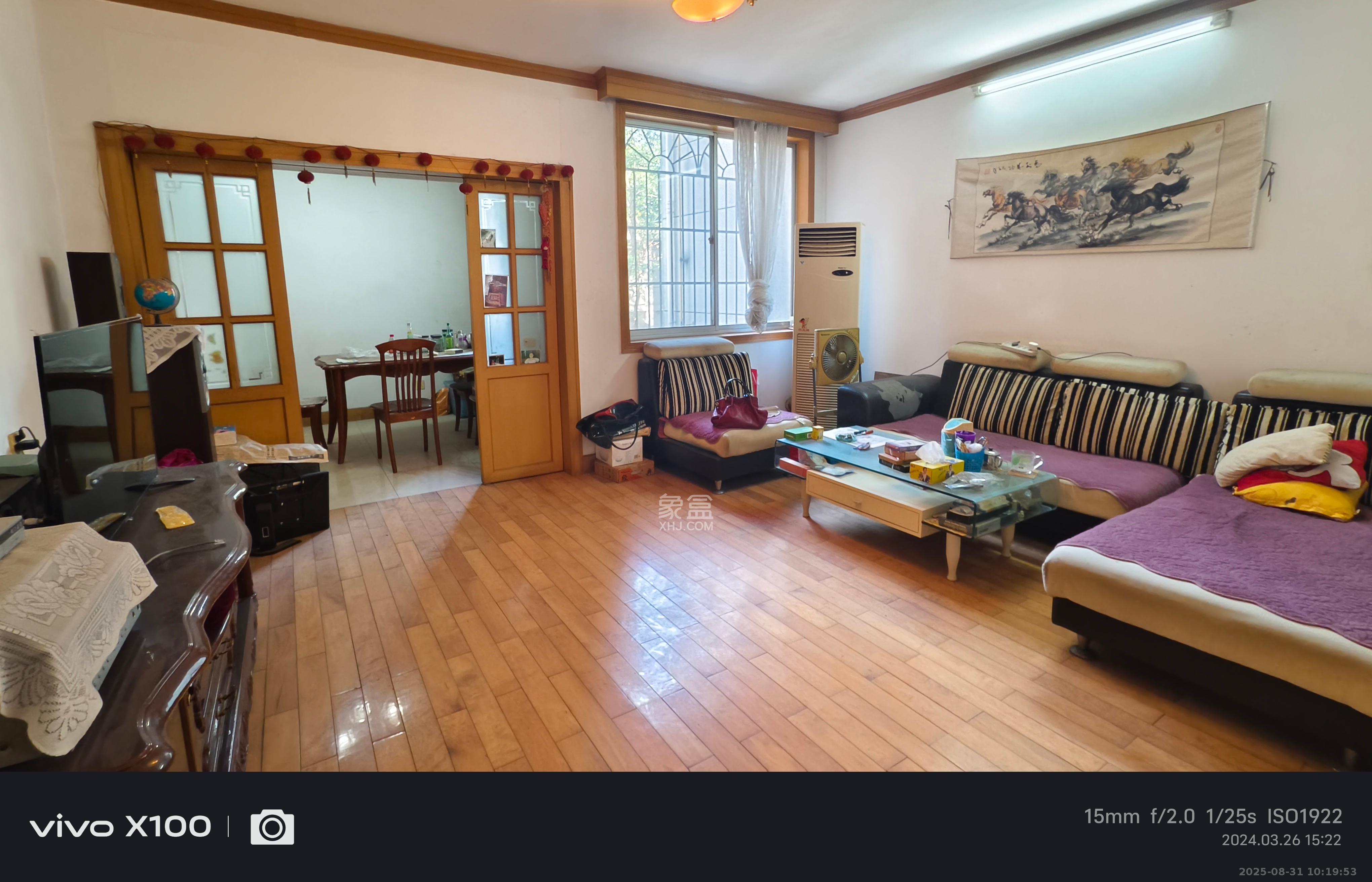 金科园  3室2厅1卫    2200.0元/月 金科园  3室2厅1卫    2200.0元/月室内图