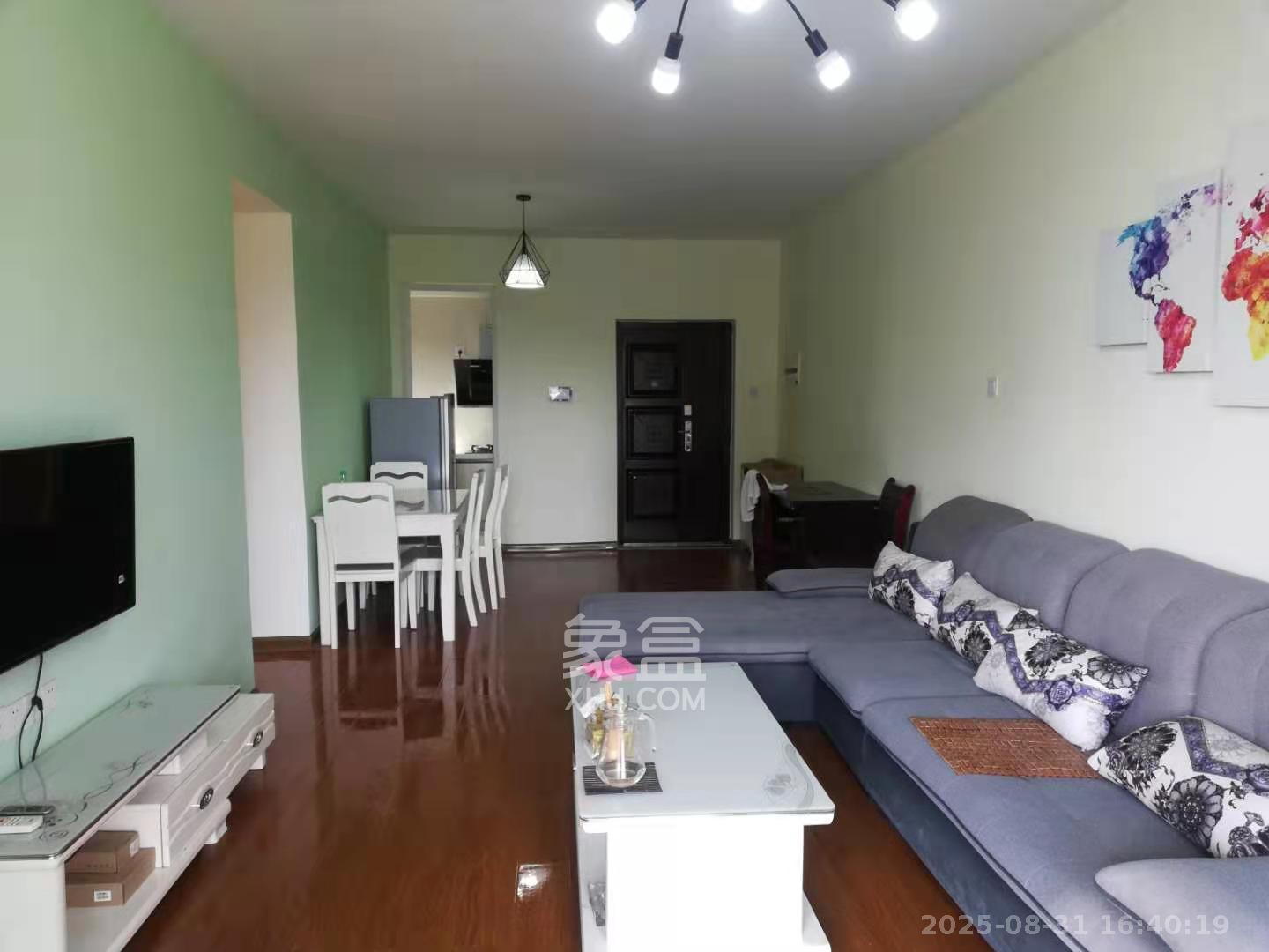 荣悦台  2室2厅1卫    3200.0元/月室内图