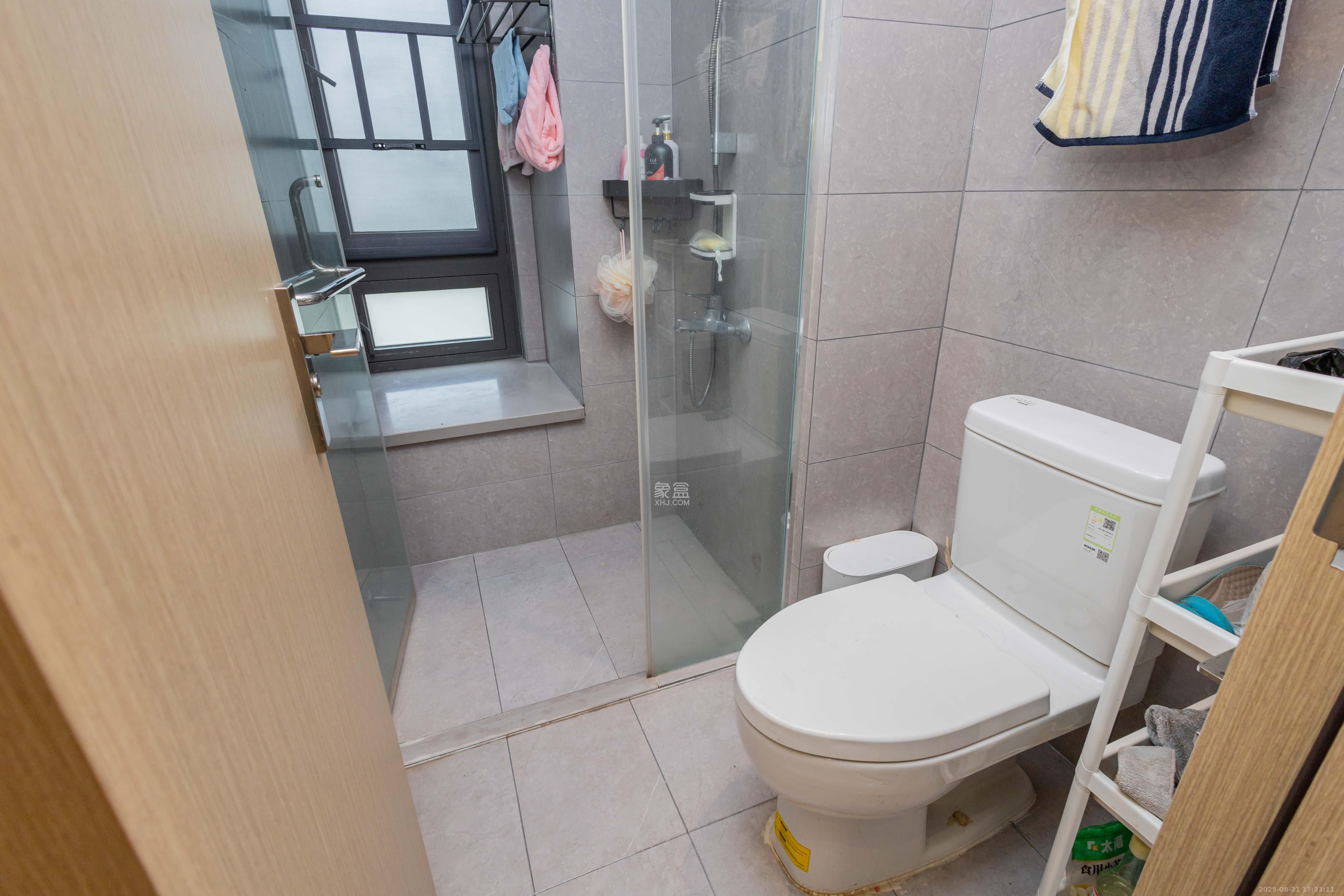 时代印记(长沙时代印记花园)  4室2厅2卫    190.0万 时代印记(长沙时代印记花园)  4室2厅2卫    190.0万卫生间