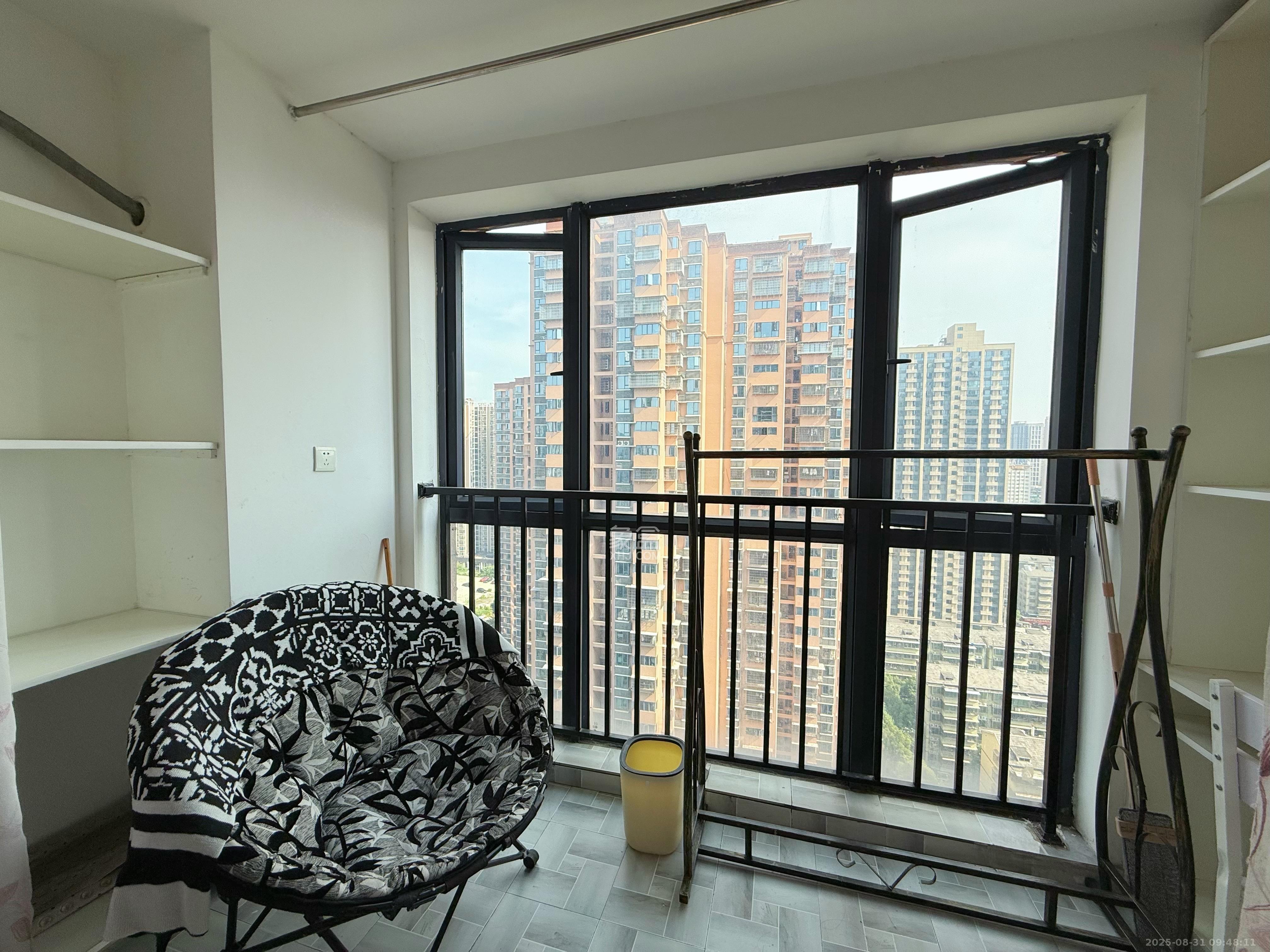 佳兴国际汇  1室0厅1卫    1500.0元/月室内图