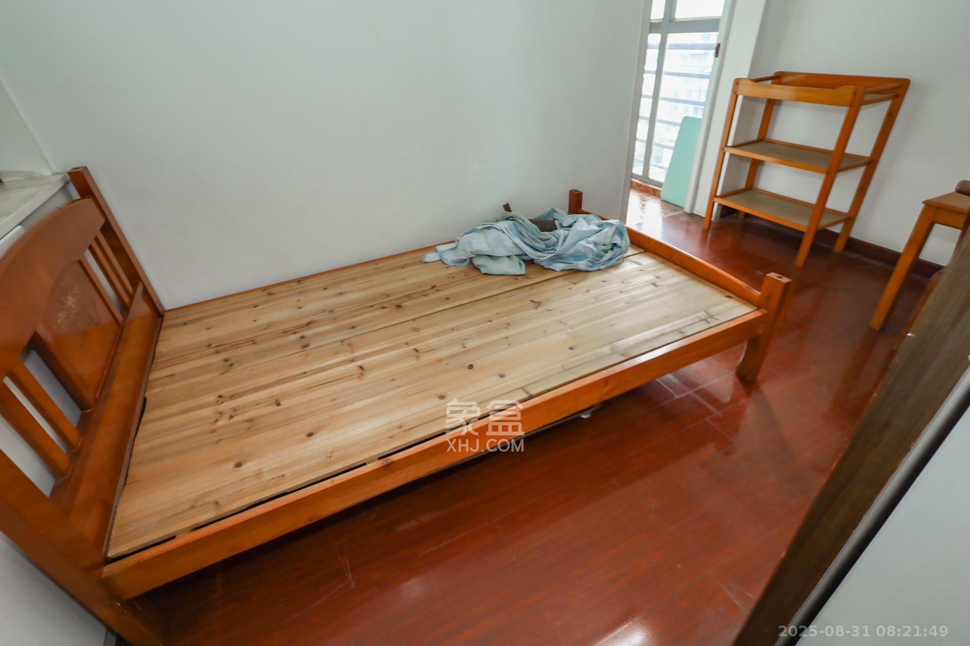 沁园春 3室2厅2卫 3200.0元/月 沁园春 3室2厅2卫 3200.0元/月室内图