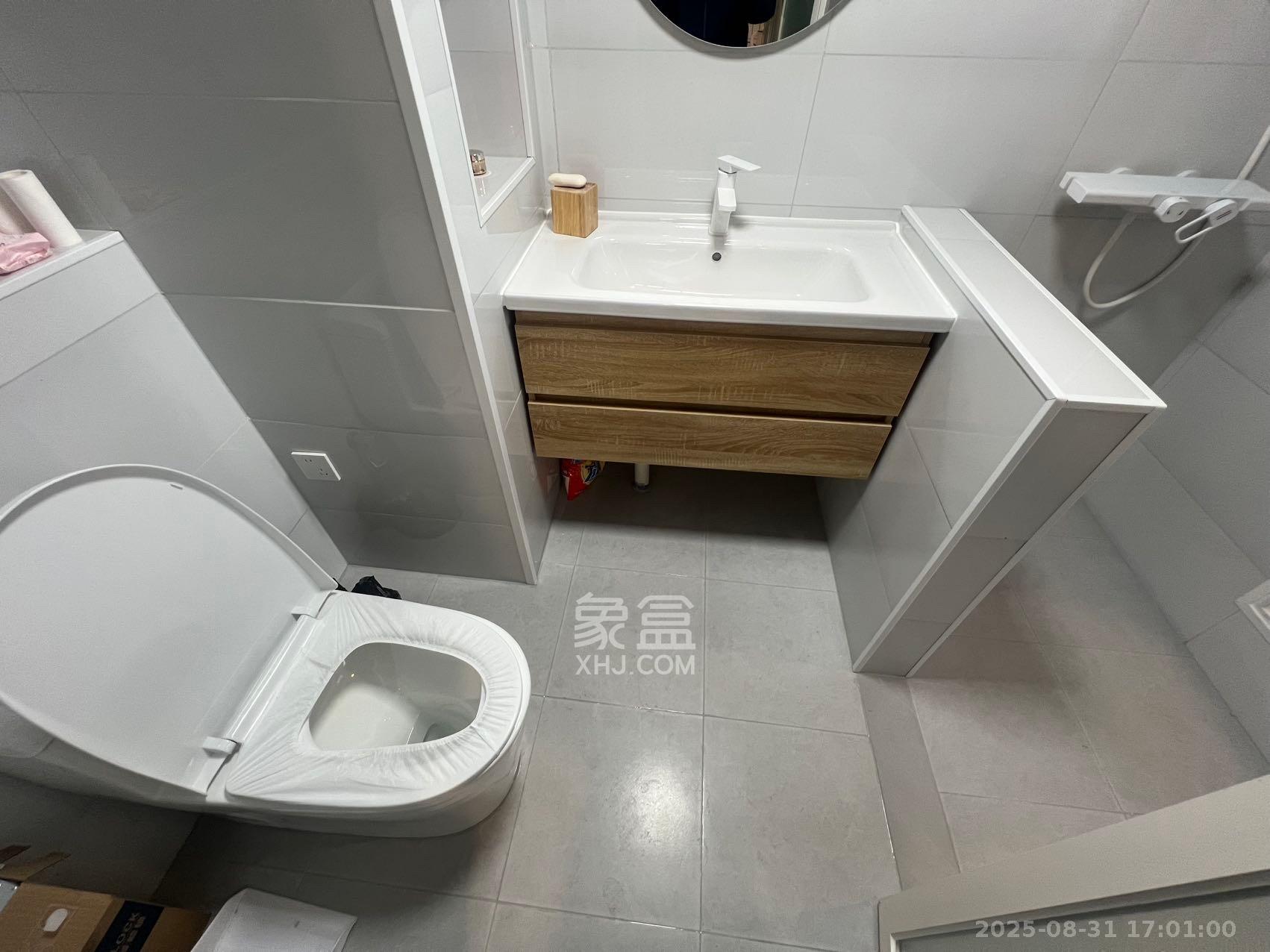 藏珑湖上公馆 2室2厅1卫 3000.0元/月 藏珑湖上公馆 2室2厅1卫 3000.0元/月室内图