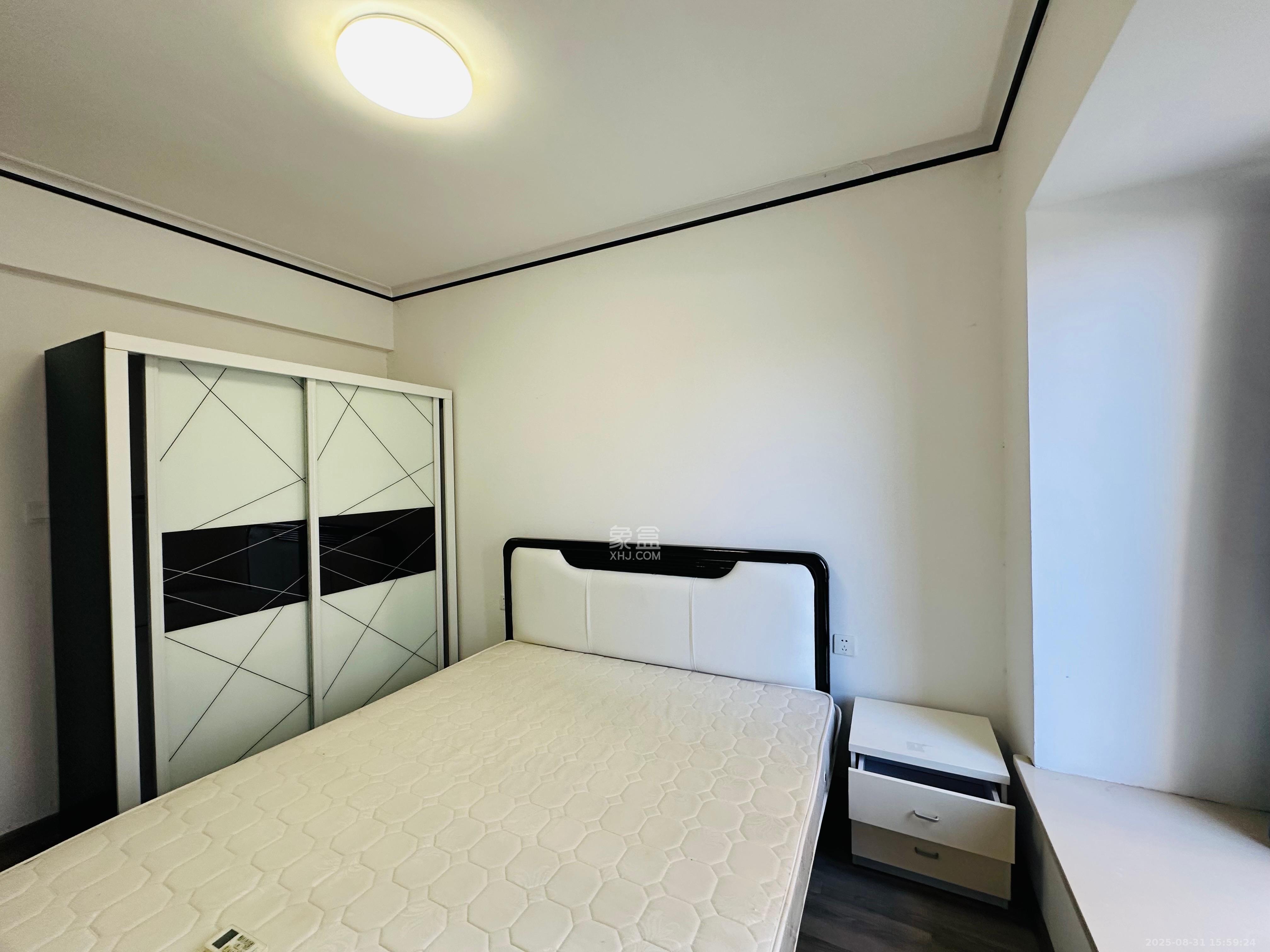 佳兆业云顶梅溪湖(佳兆业梅溪荟)  4室2厅2卫    3500.0元/月 佳兆业云顶梅溪湖(佳兆业梅溪荟)  4室2厅2卫    3500.0元/月室内图