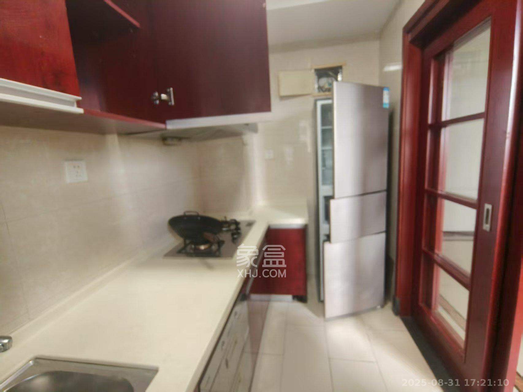 中海国际四期 4室2厅2卫 2200.0元/月 中海国际四期 4室2厅2卫 2200.0元/月室内图