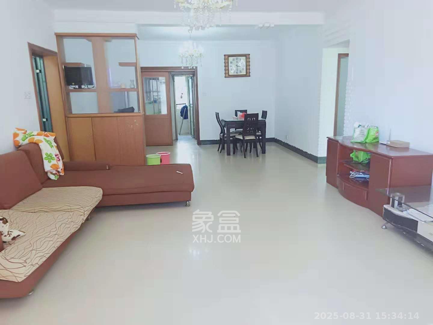 望兴家园 3室2厅1卫 2500.0元/月 望兴家园 3室2厅1卫 2500.0元/月室内图