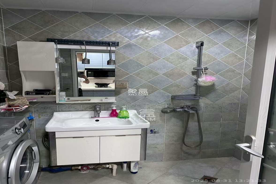 世纪桃花苑 1室1厅1卫 1400.0元/月 世纪桃花苑 1室1厅1卫 1400.0元/月室内图