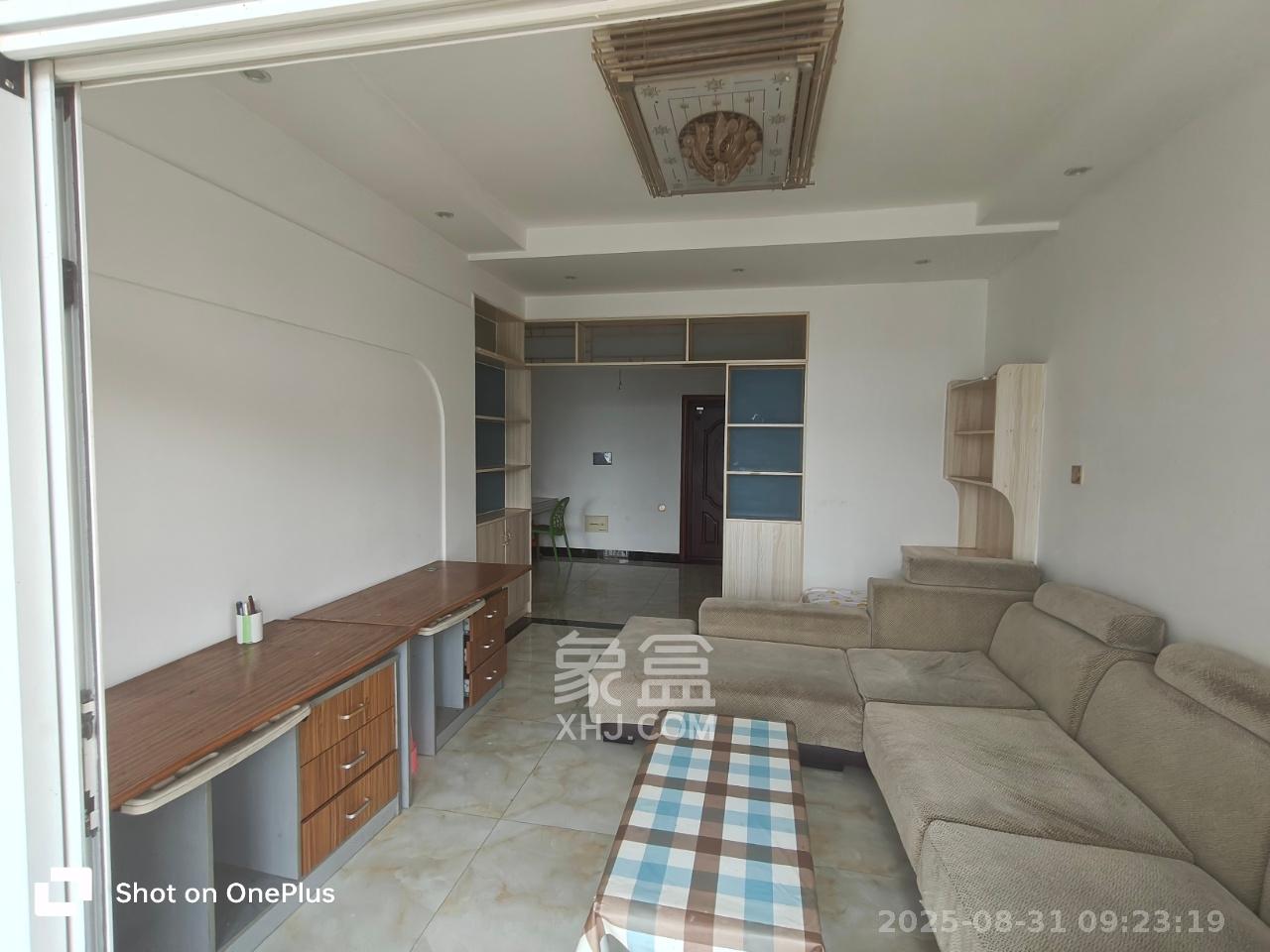 金鼎公园尚 2室2厅1卫 1800.0元/月 金鼎公园尚 2室2厅1卫 1800.0元/月室内图