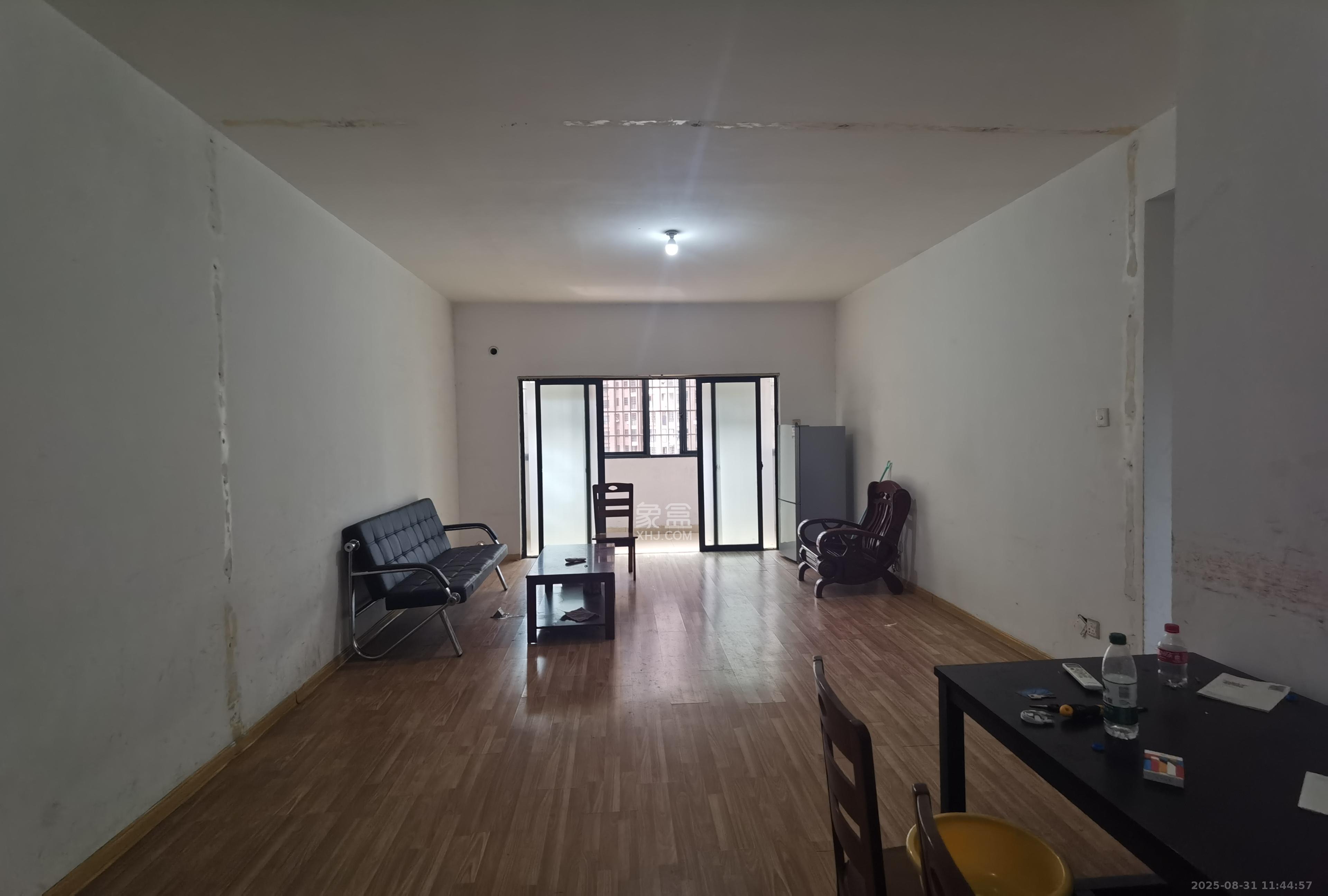 幸福里润城(幸福里二期) 3室2厅2卫 1500.0元/月 幸福里润城(幸福里二期) 3室2厅2卫 1500.0元/月室内图