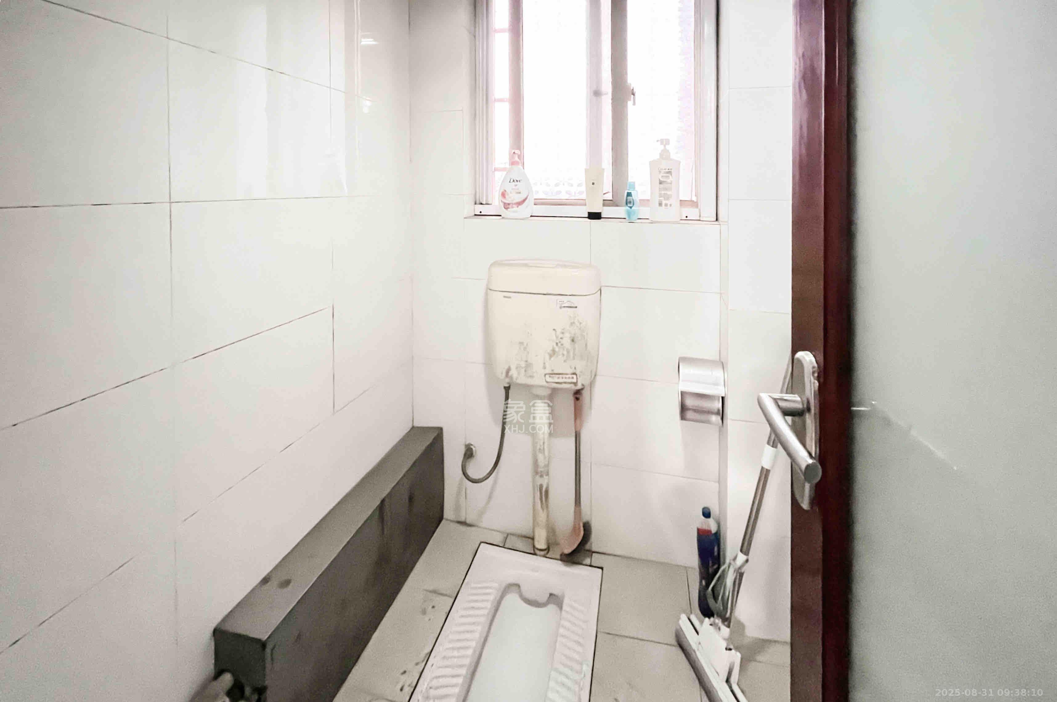 龙王港社区  1室0厅0卫   2600.00元/月室内图