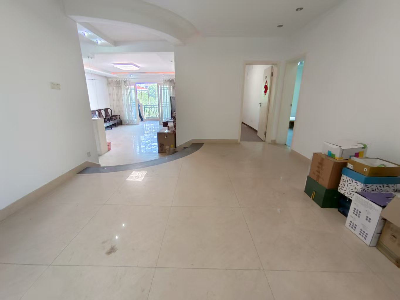 熹悦花都 5室2厅2卫 55.0万 熹悦花都 5室2厅2卫 55.0万室内图