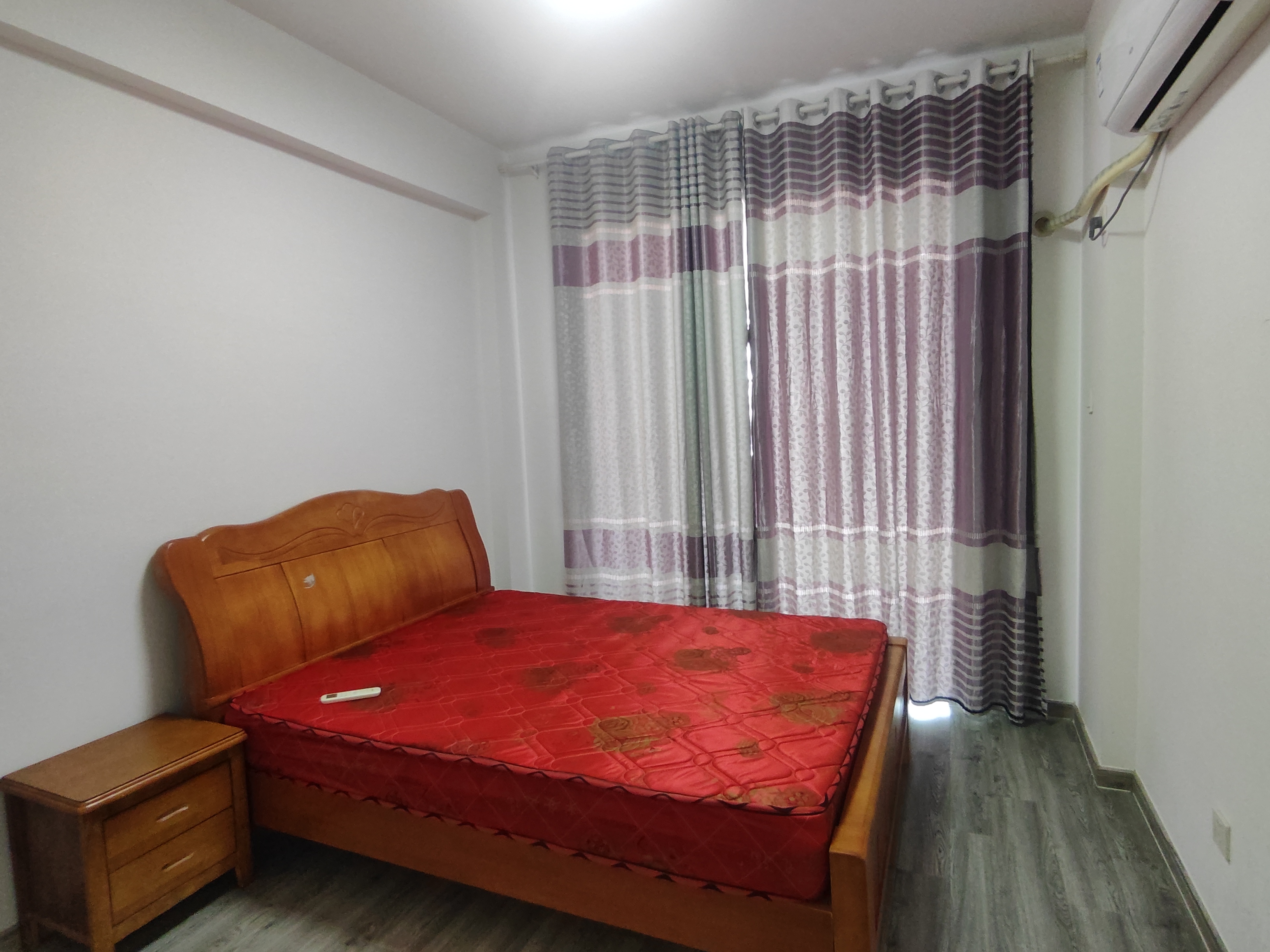 武广国际学苑  4室2厅2卫    119.8万 武广国际学苑  4室2厅2卫    119.8万室内图