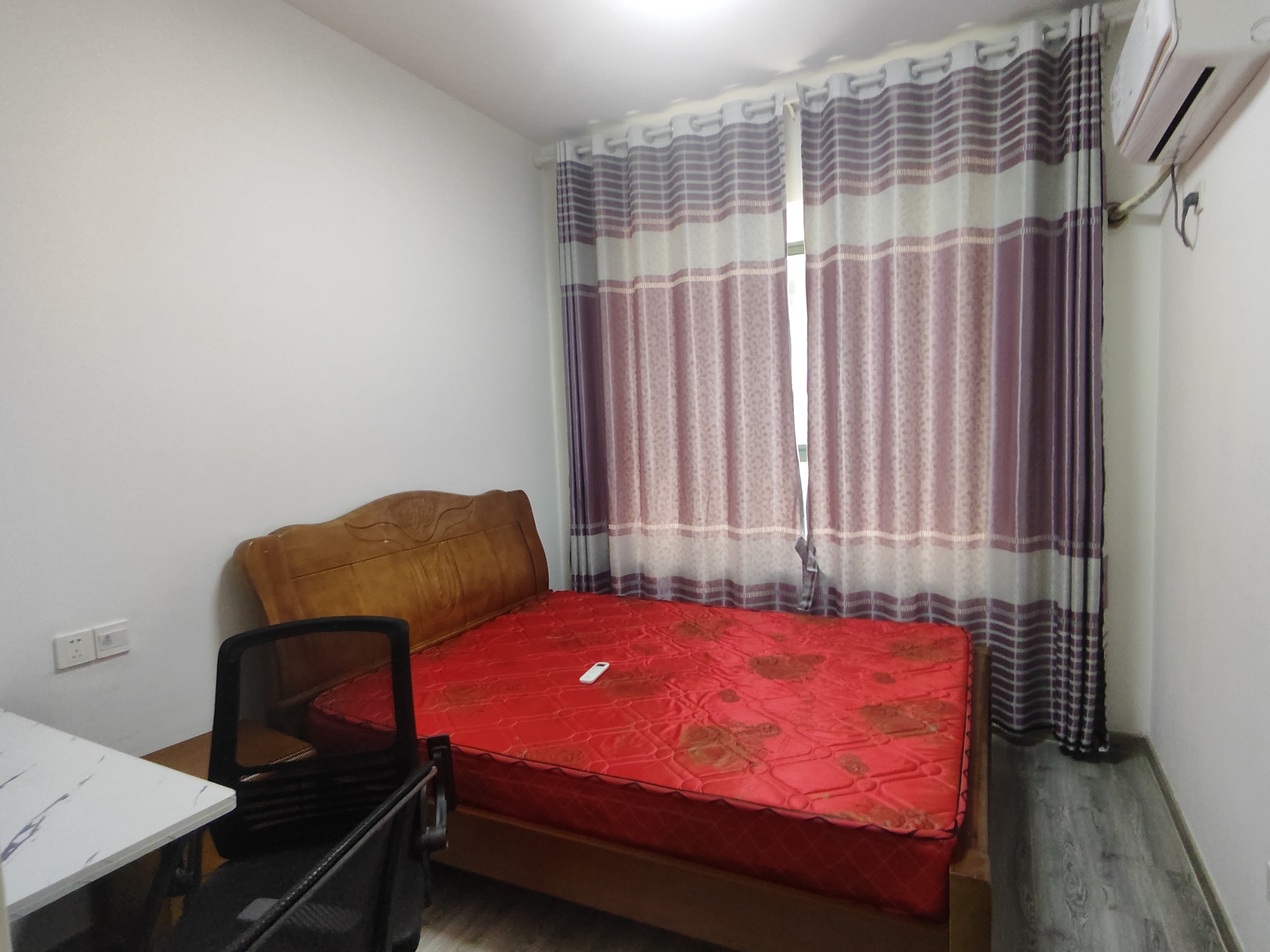 武广国际学苑  4室2厅2卫    119.8万 武广国际学苑  4室2厅2卫    119.8万室内图