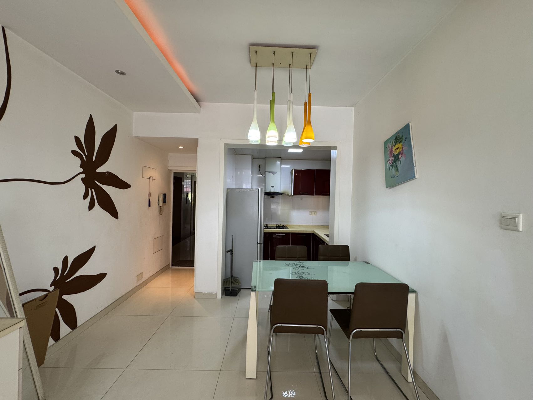 城市风景  2室2厅1卫    32.8万 城市风景  2室2厅1卫    32.8万室内图