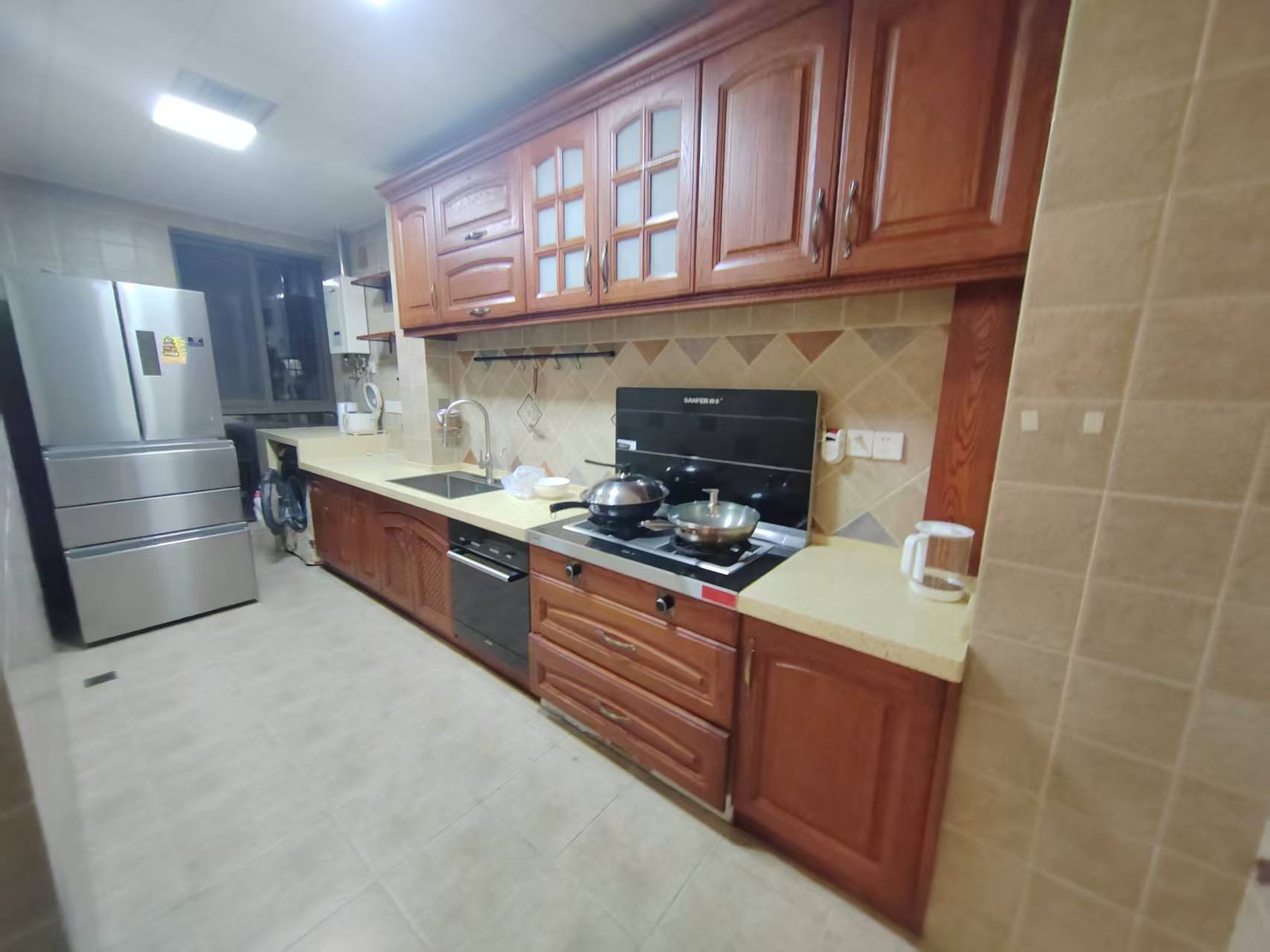 凯旋名门人民中路1006号 3室2厅2卫 95.0万 凯旋名门人民中路1006号 3室2厅2卫 95.0万室内图