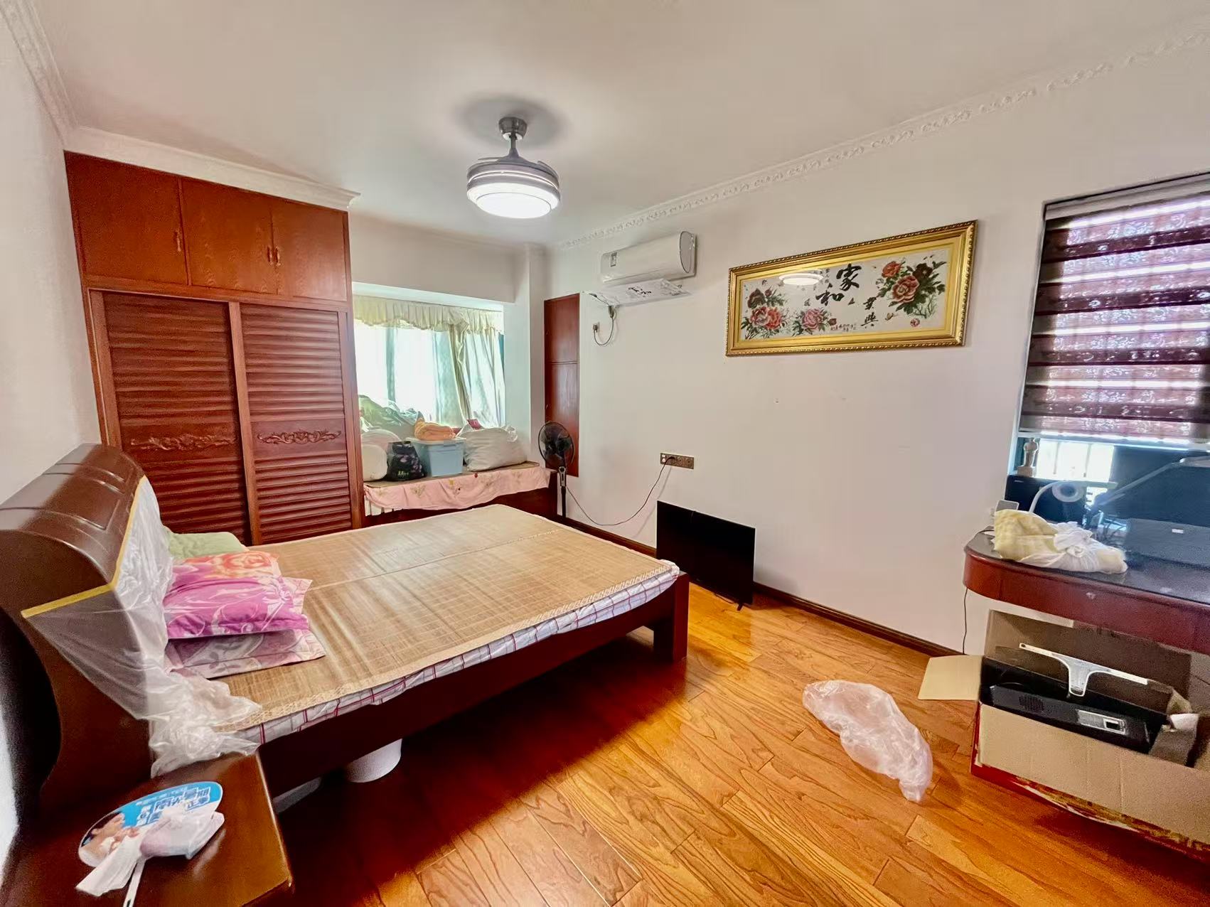 湖景名城 4室2厅2卫 86.0万 湖景名城 4室2厅2卫 86.0万室内图