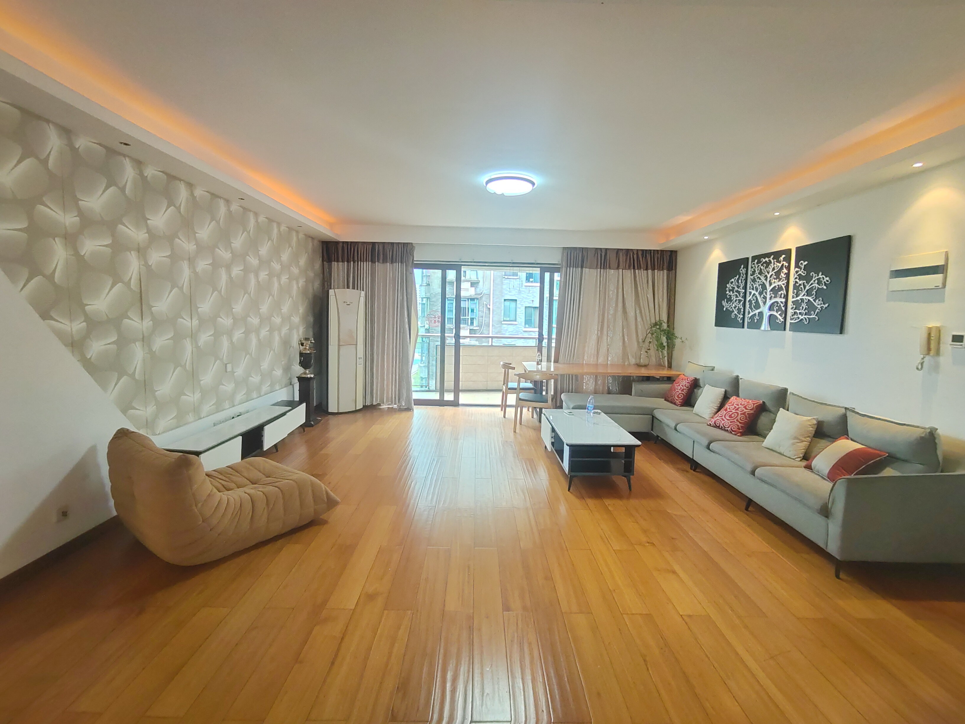 海创明珠花园 4室2厅2卫 101.0万 海创明珠花园 4室2厅2卫 101.0万室内图