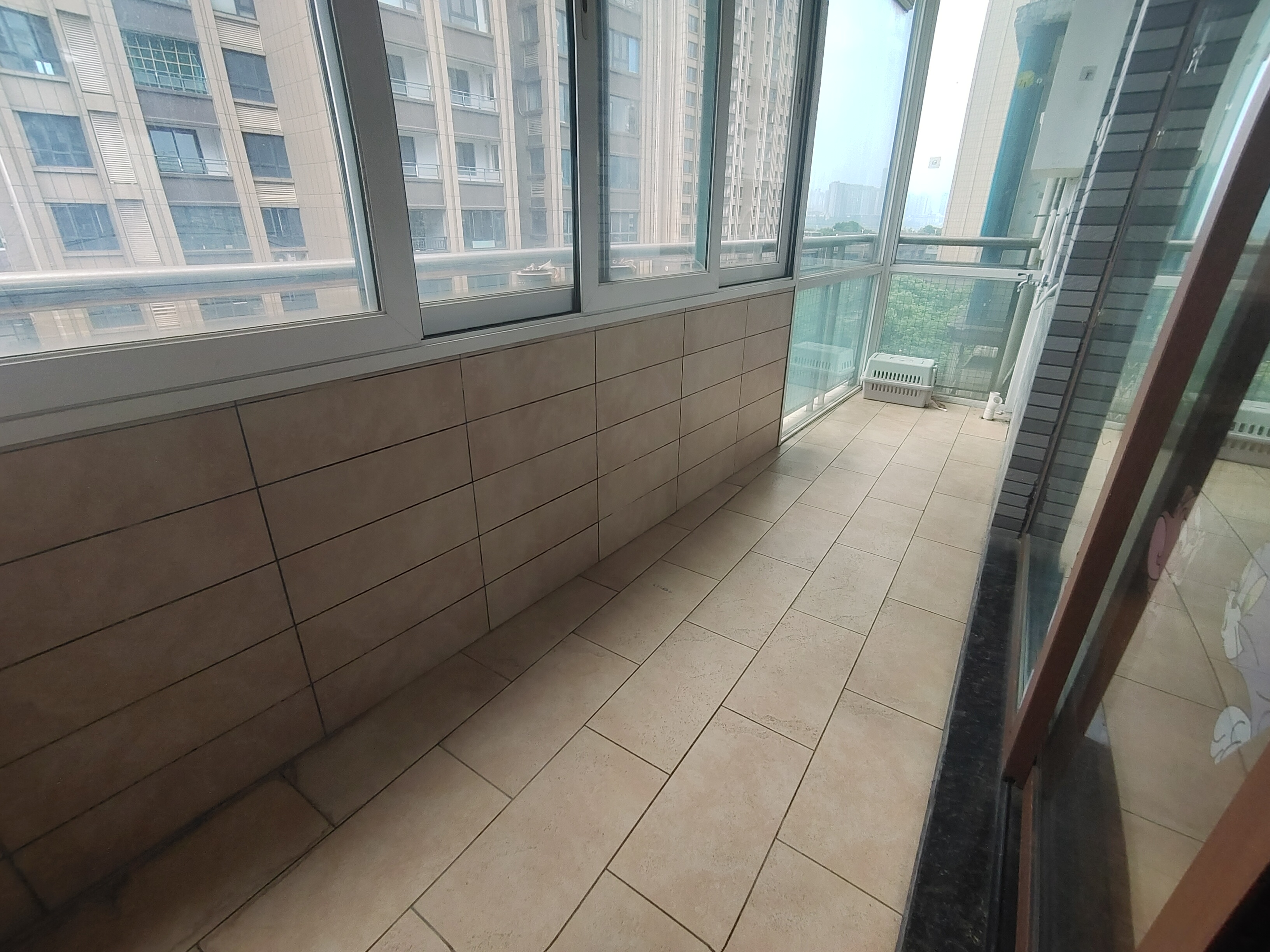 海创明珠花园 4室2厅2卫 101.0万 海创明珠花园 4室2厅2卫 101.0万室内图