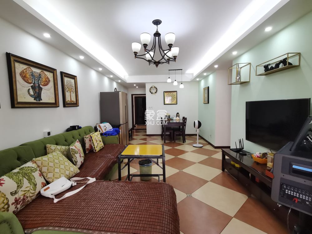 滨江花园  3室2厅1卫    74.8万