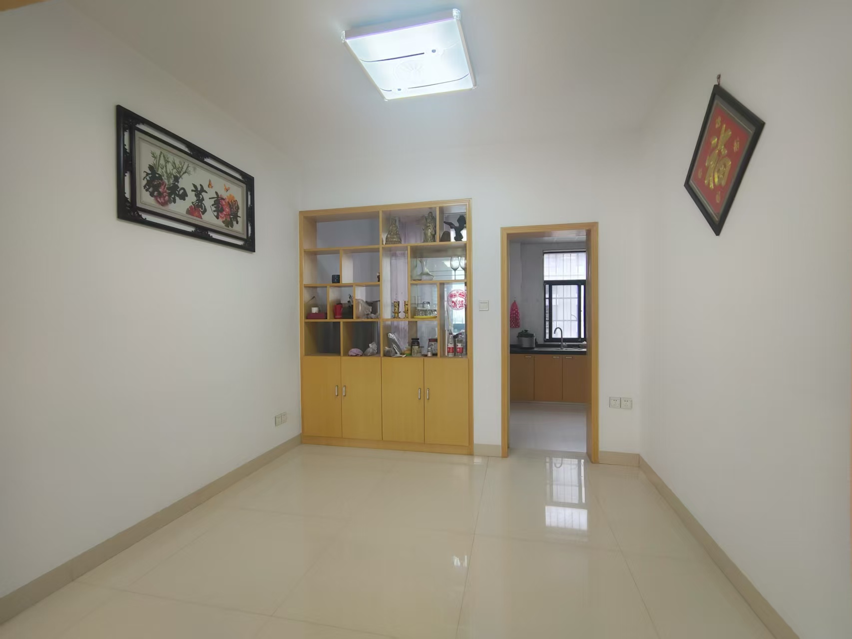 荷塘月色红旗南路46号 3室2厅2卫 48.8万 荷塘月色红旗南路46号 3室2厅2卫 48.8万室内图