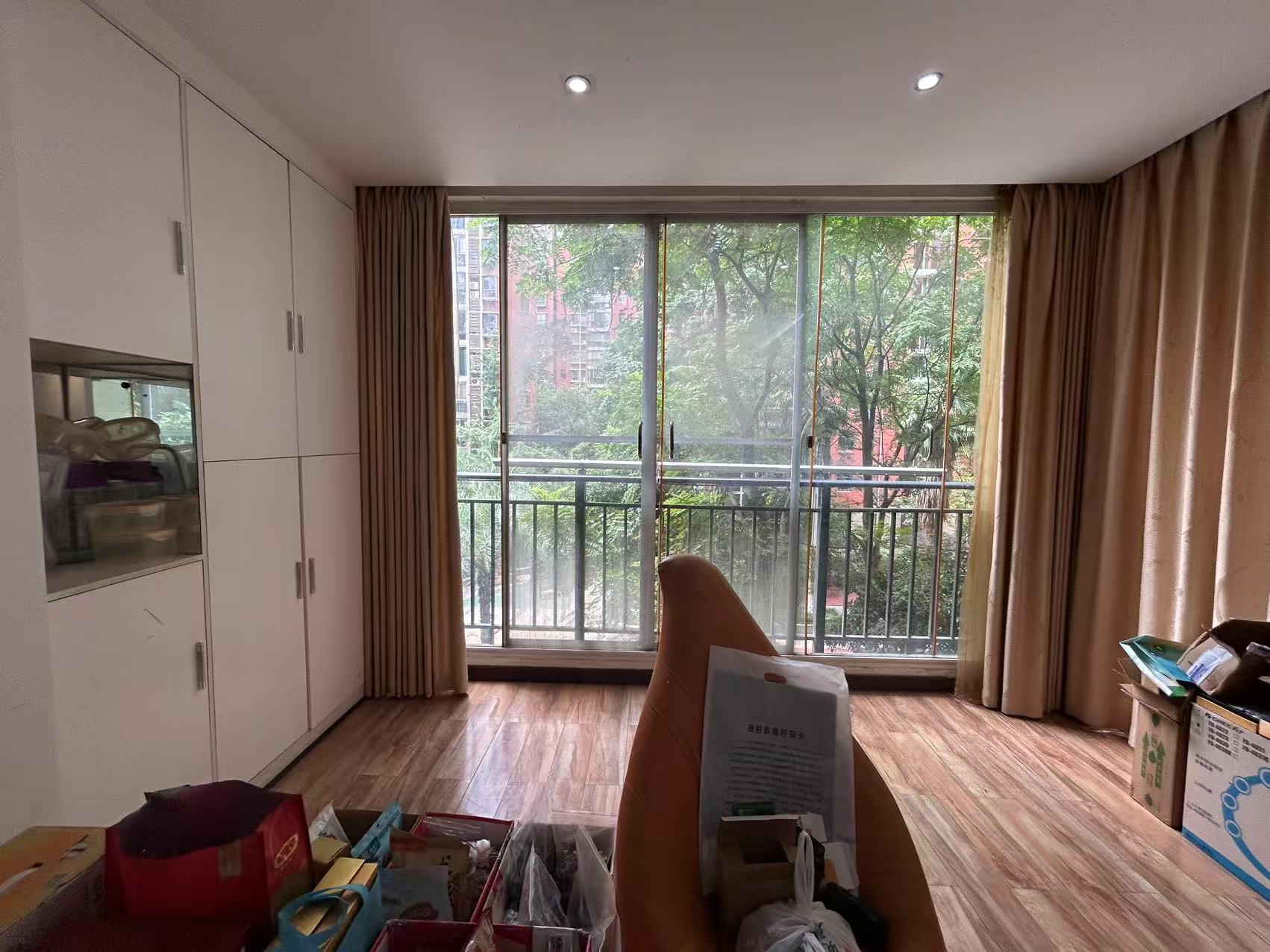 庐山恋 4室2厅2卫 56.8万 庐山恋 4室2厅2卫 56.8万室内图