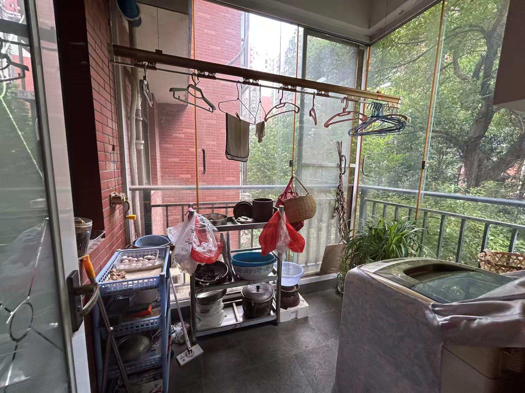 庐山恋 4室2厅2卫 56.8万 庐山恋 4室2厅2卫 56.8万室内图