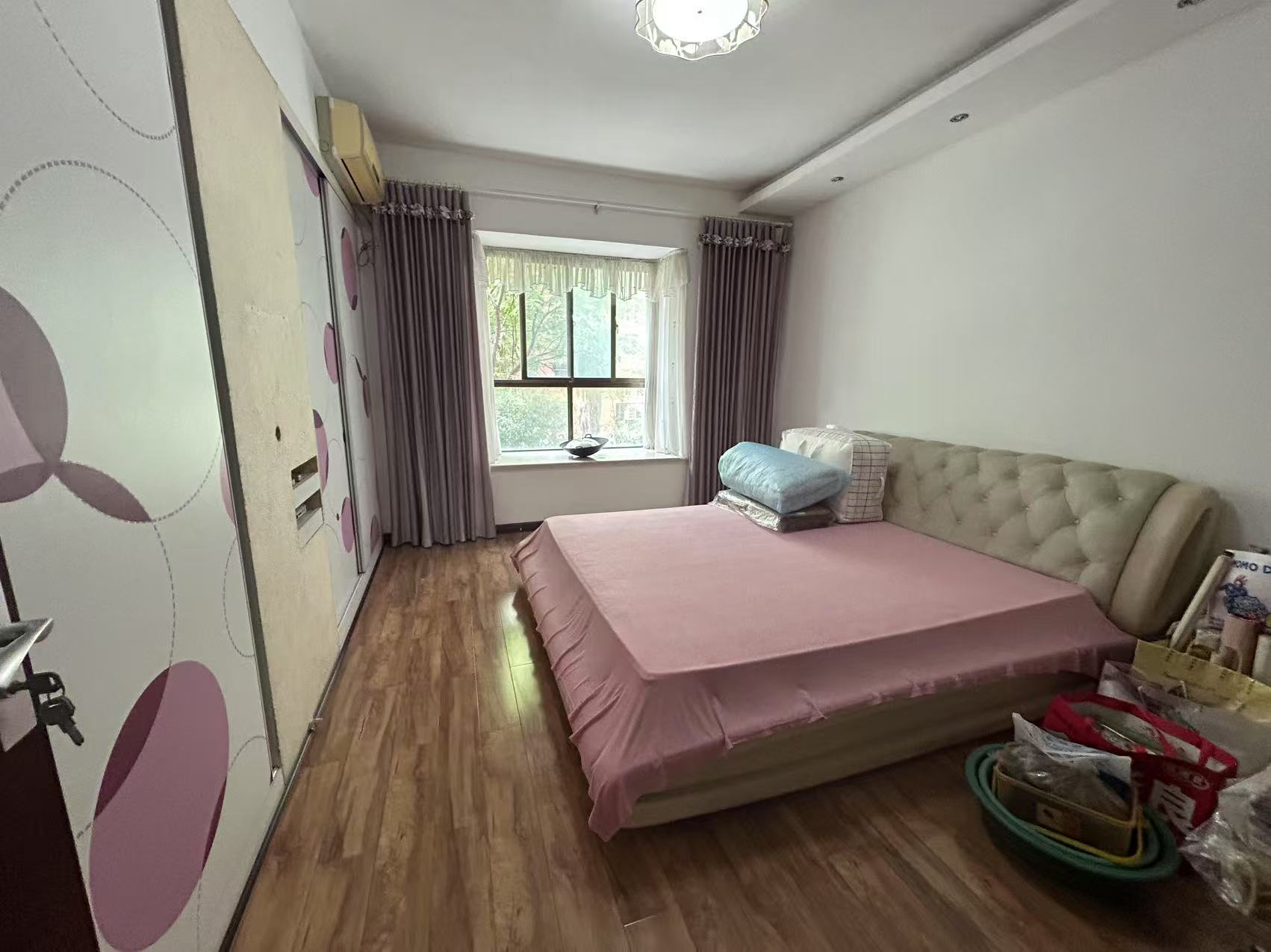 庐山恋 4室2厅2卫 56.8万 庐山恋 4室2厅2卫 56.8万室内图