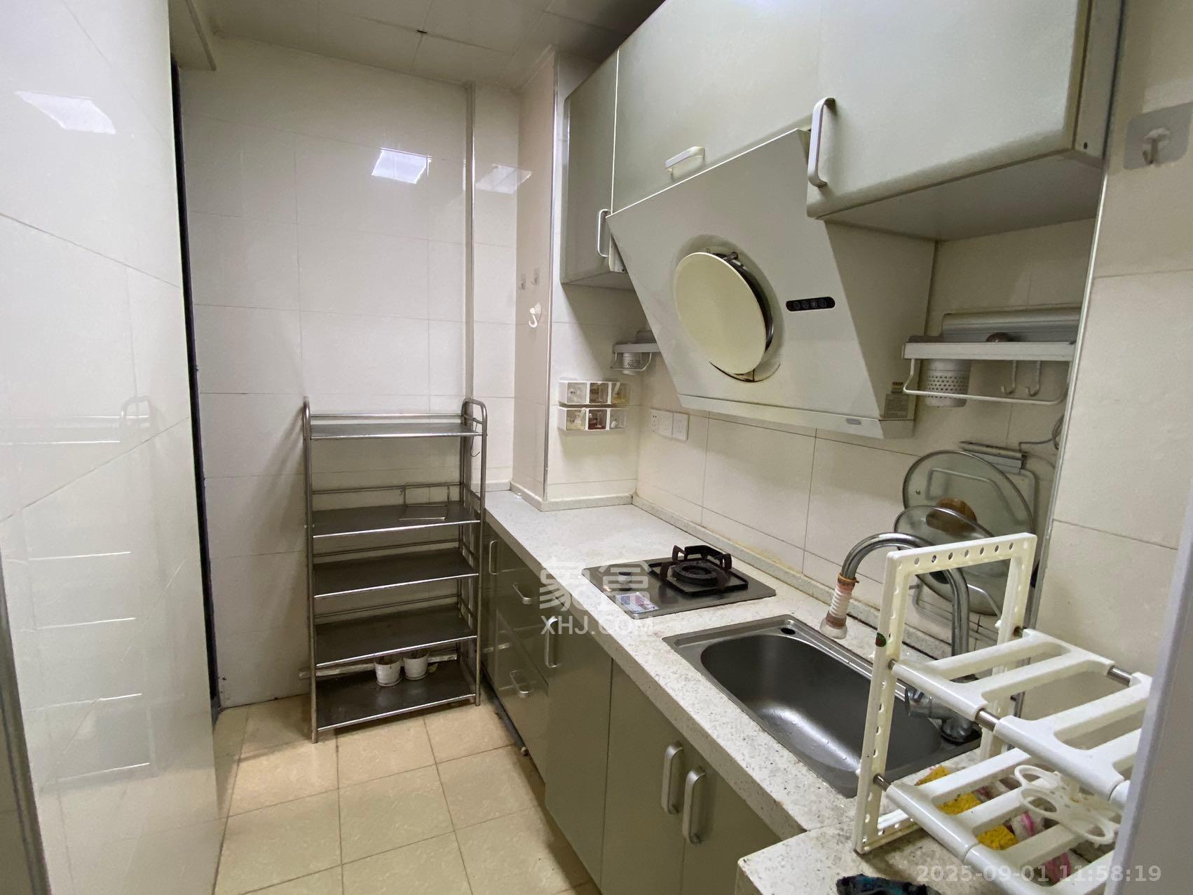 中建芙蓉工社  2室1厅1卫    1300.0元/月室内图