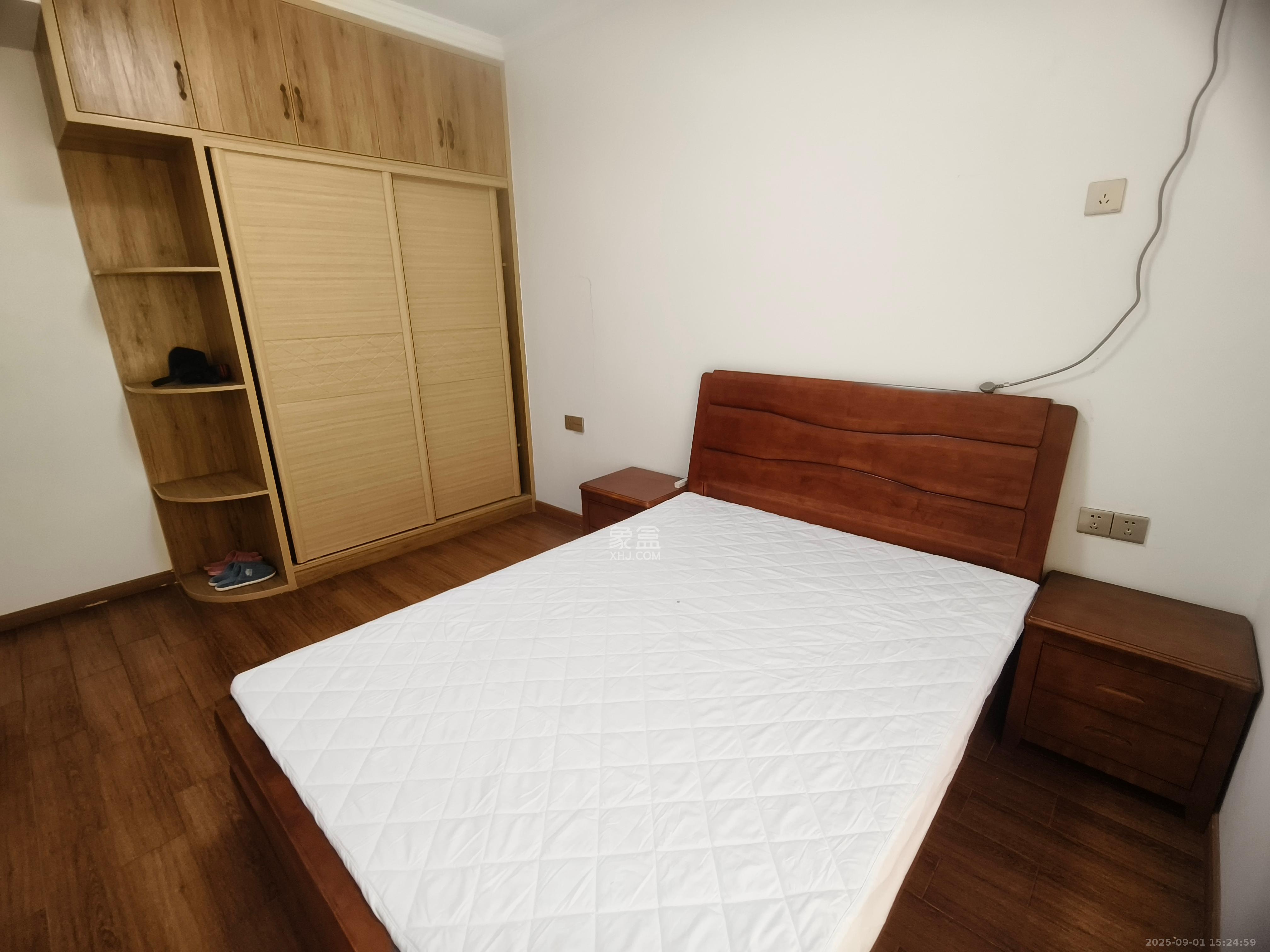 金麓国际 3室2厅2卫 3500.0元/月 金麓国际 3室2厅2卫 3500.0元/月室内图