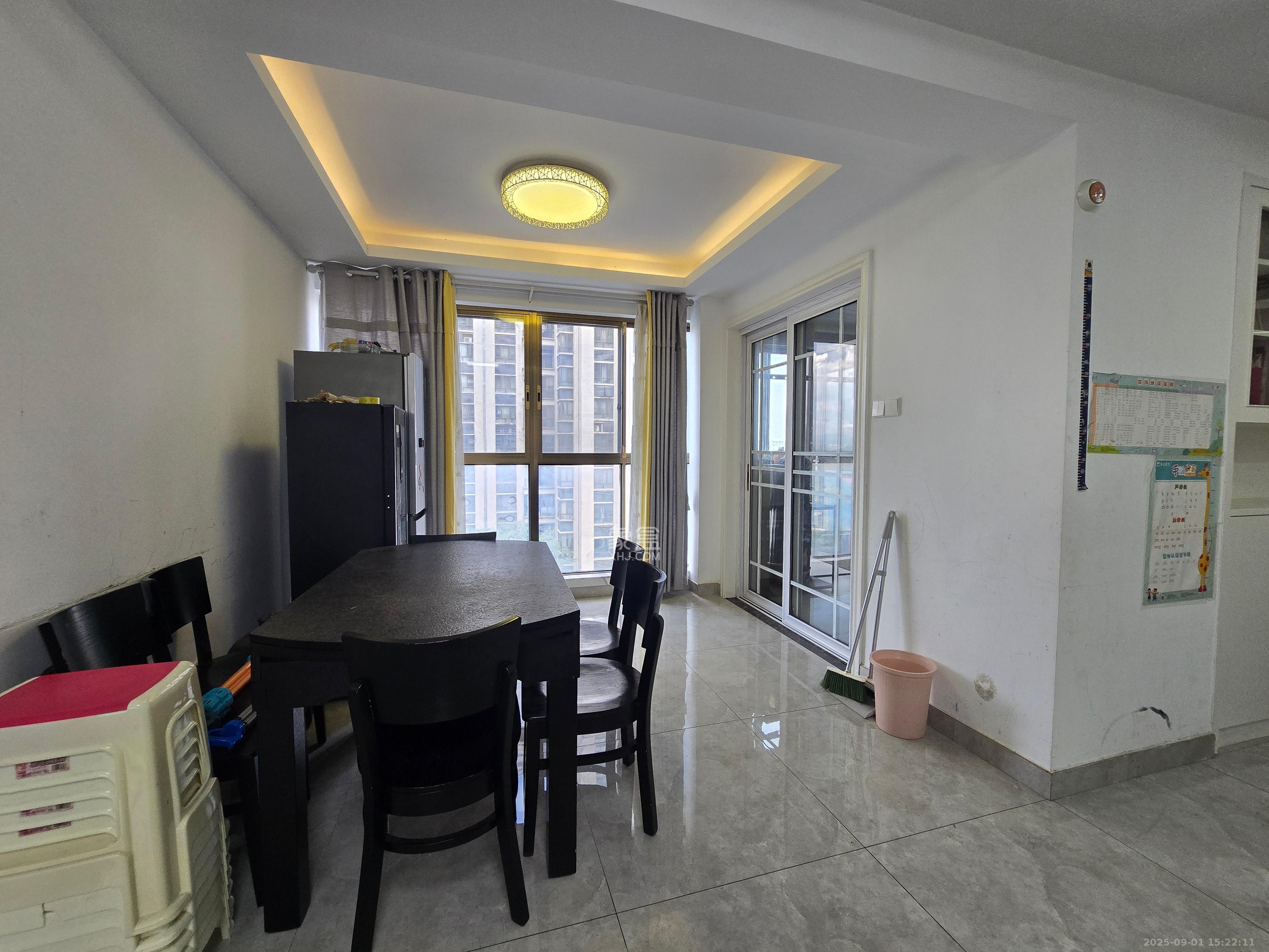 碧桂园威尼斯城  4室2厅1卫    2600.0元/月 碧桂园威尼斯城  4室2厅1卫    2600.0元/月小区图