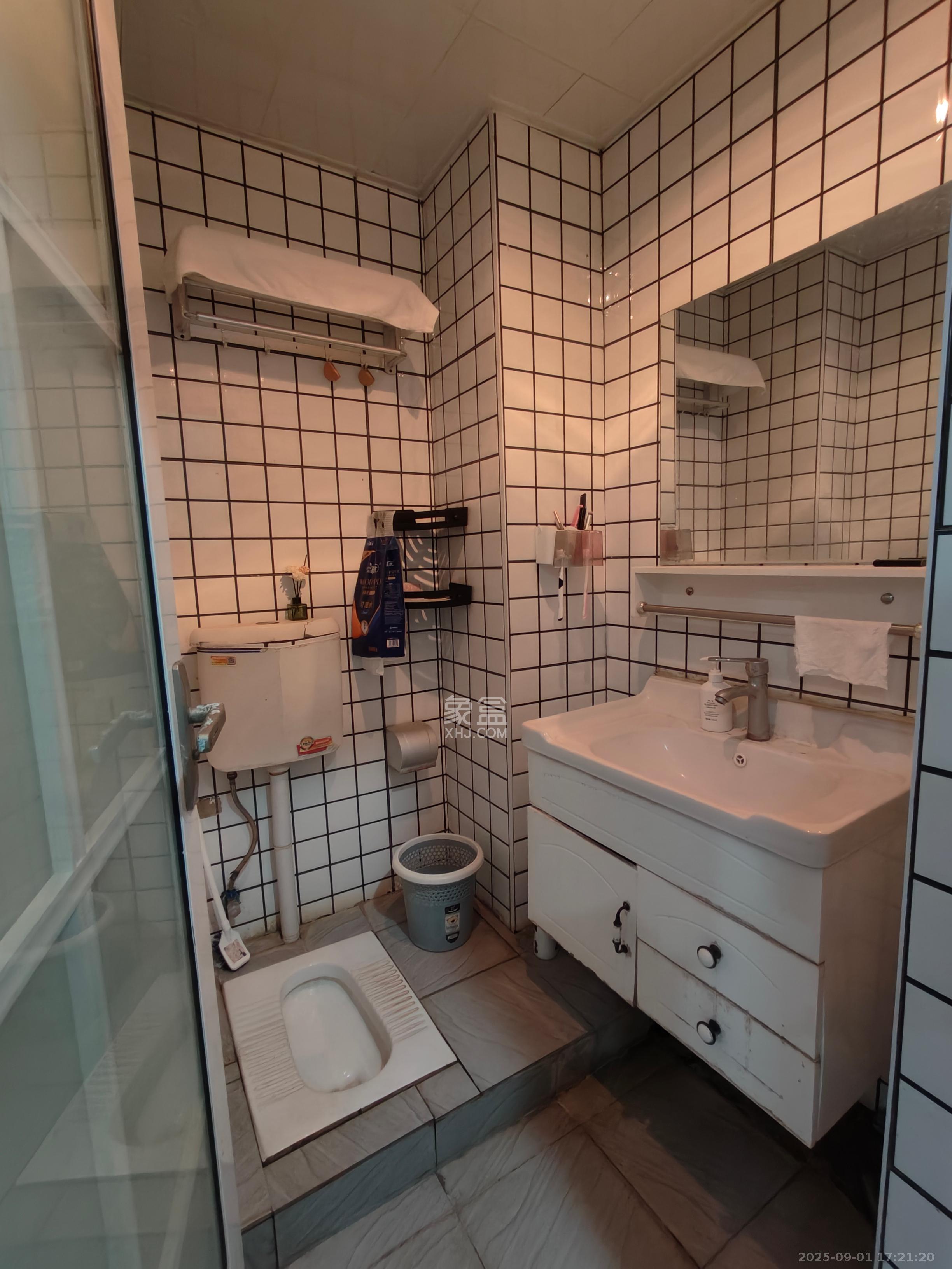 欧亚达国际广场  1室0厅1卫    1400.0元/月 欧亚达国际广场  1室0厅1卫    1400.0元/月室内图