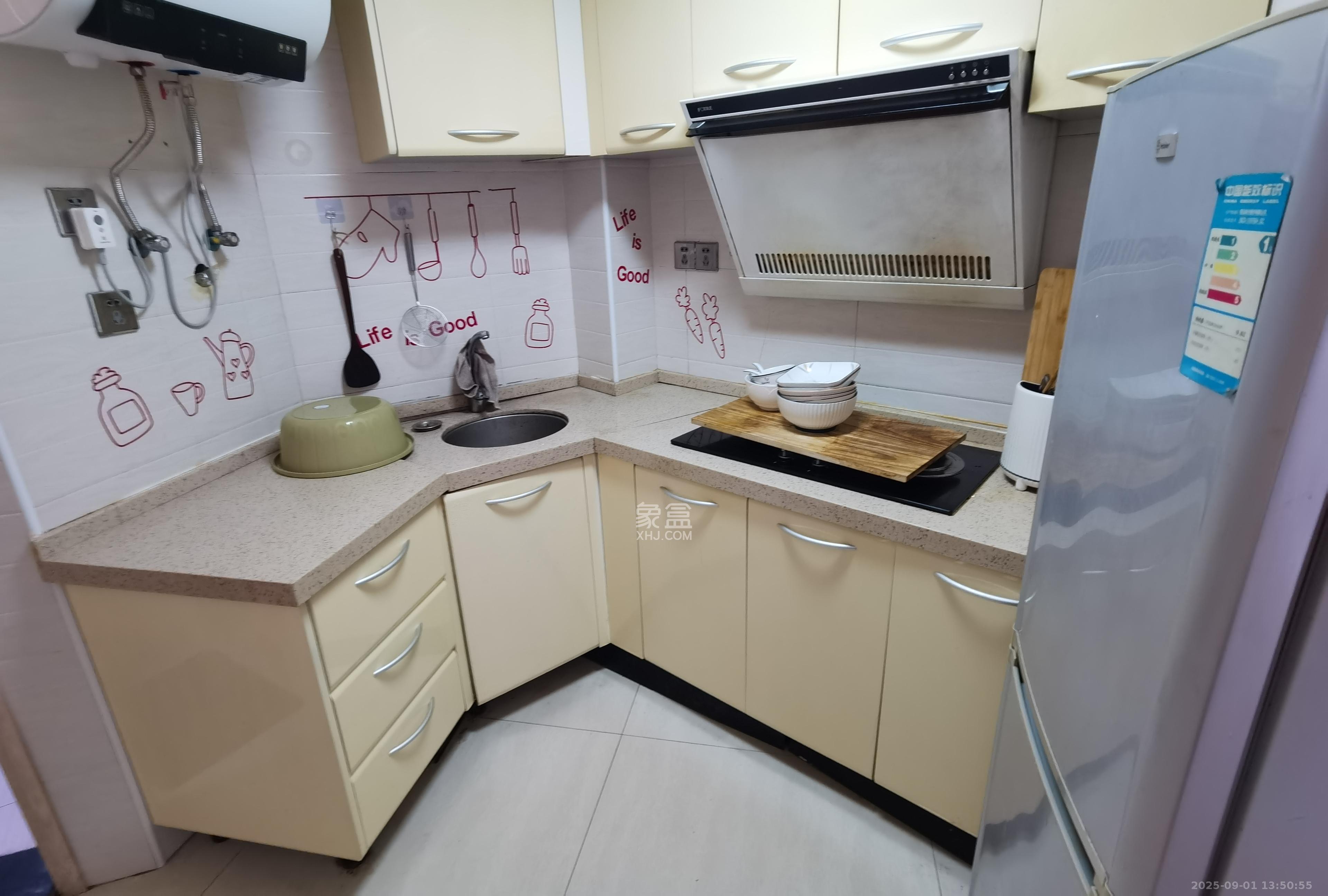 观园国际公寓 1室1厅1卫 2000.0元/月 观园国际公寓 1室1厅1卫 2000.0元/月室内图