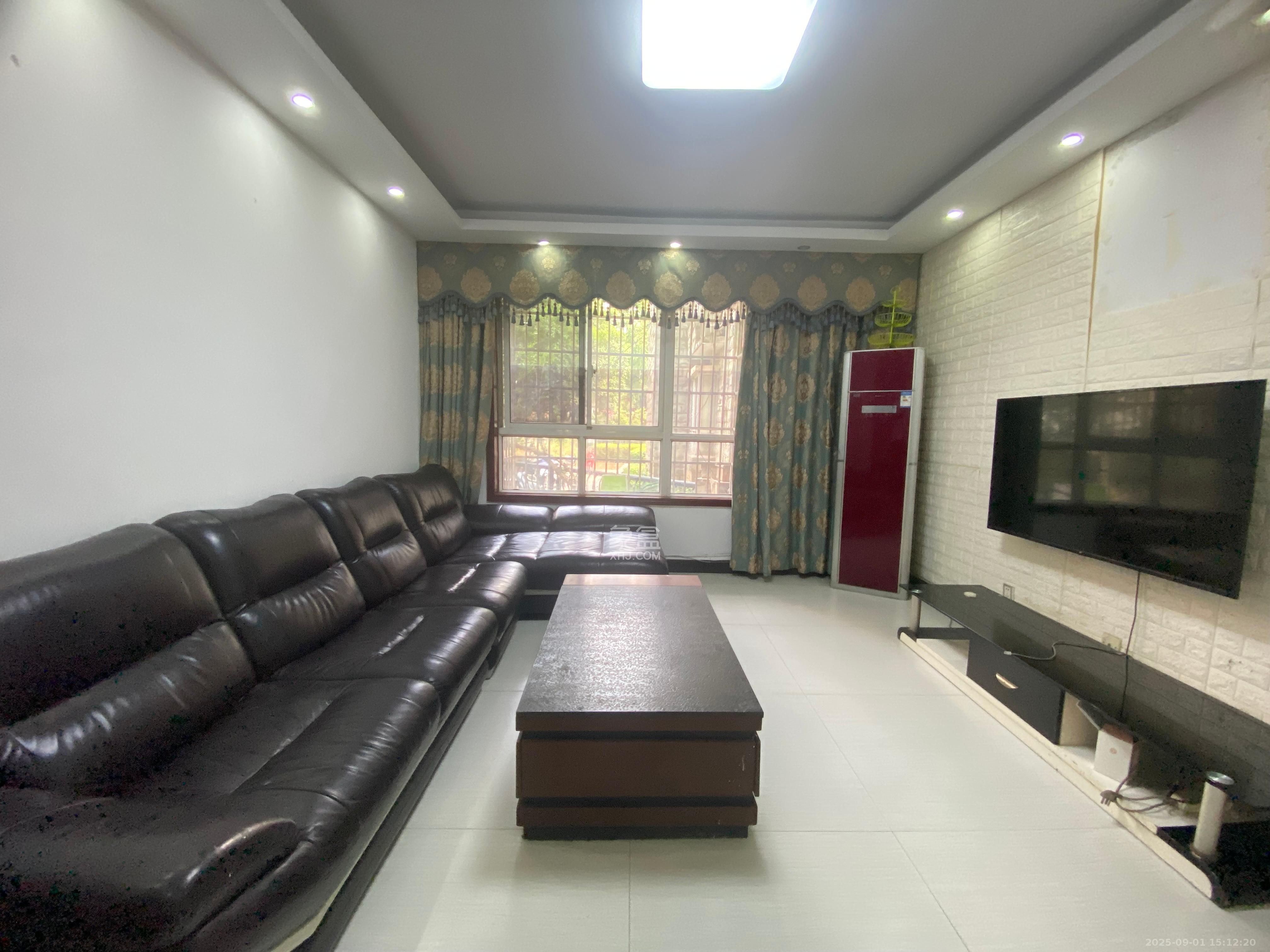 幸福里(幸福里一期) 3室2厅2卫 1700.00元/月 幸福里(幸福里一期) 3室2厅2卫 1700.00元/月室内图