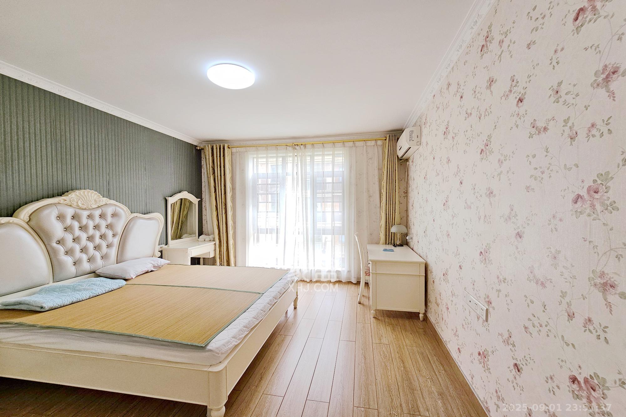 绿城桂花城 4室2厅2卫 148.5万 绿城桂花城 4室2厅2卫 148.5万卧室