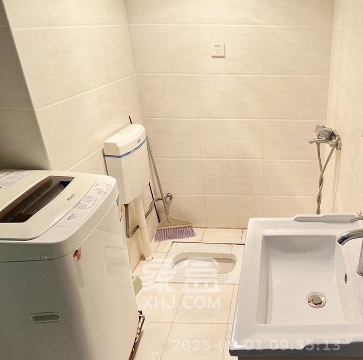 铂宫  1室0厅1卫    1800.0元/月