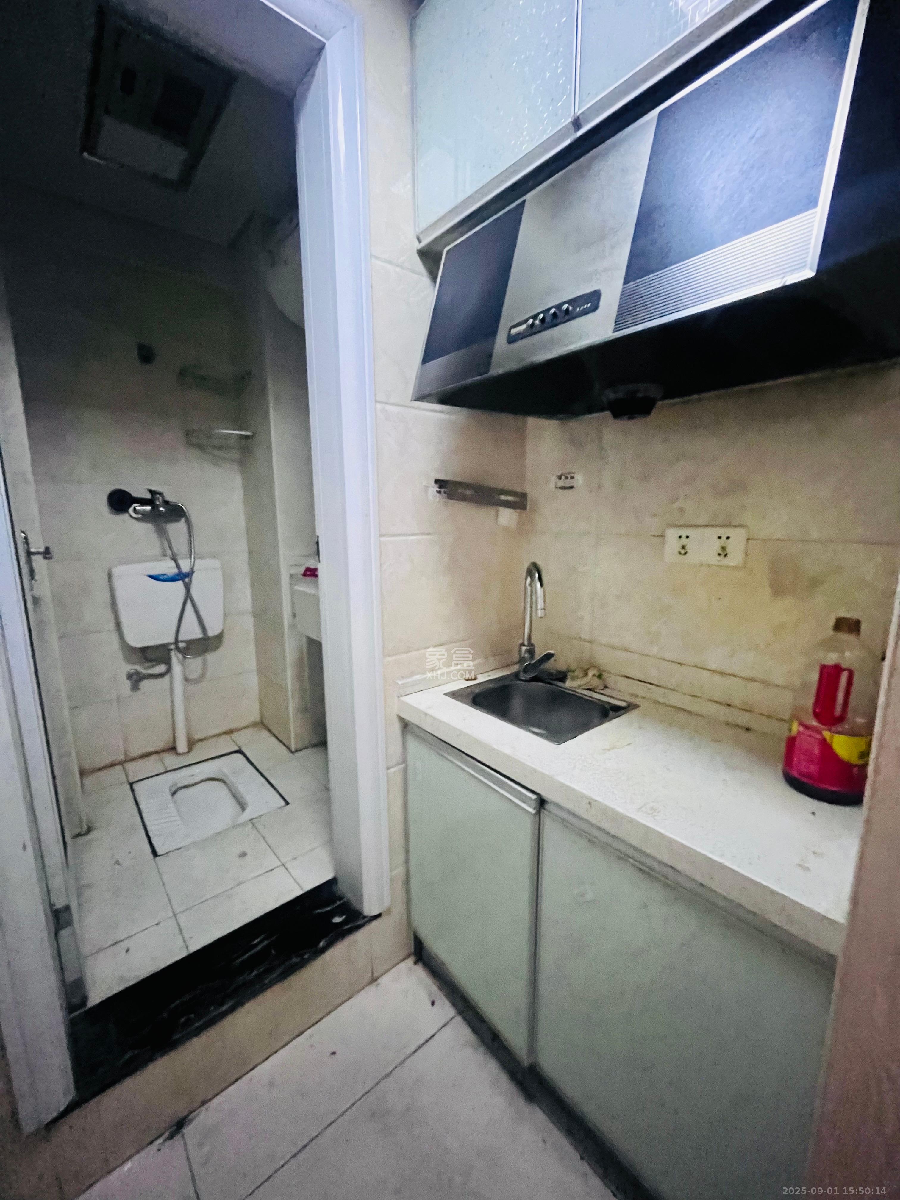 达美D6区  1室1厅1卫    1400.0元/月 达美D6区  1室1厅1卫    1400.0元/月室内图