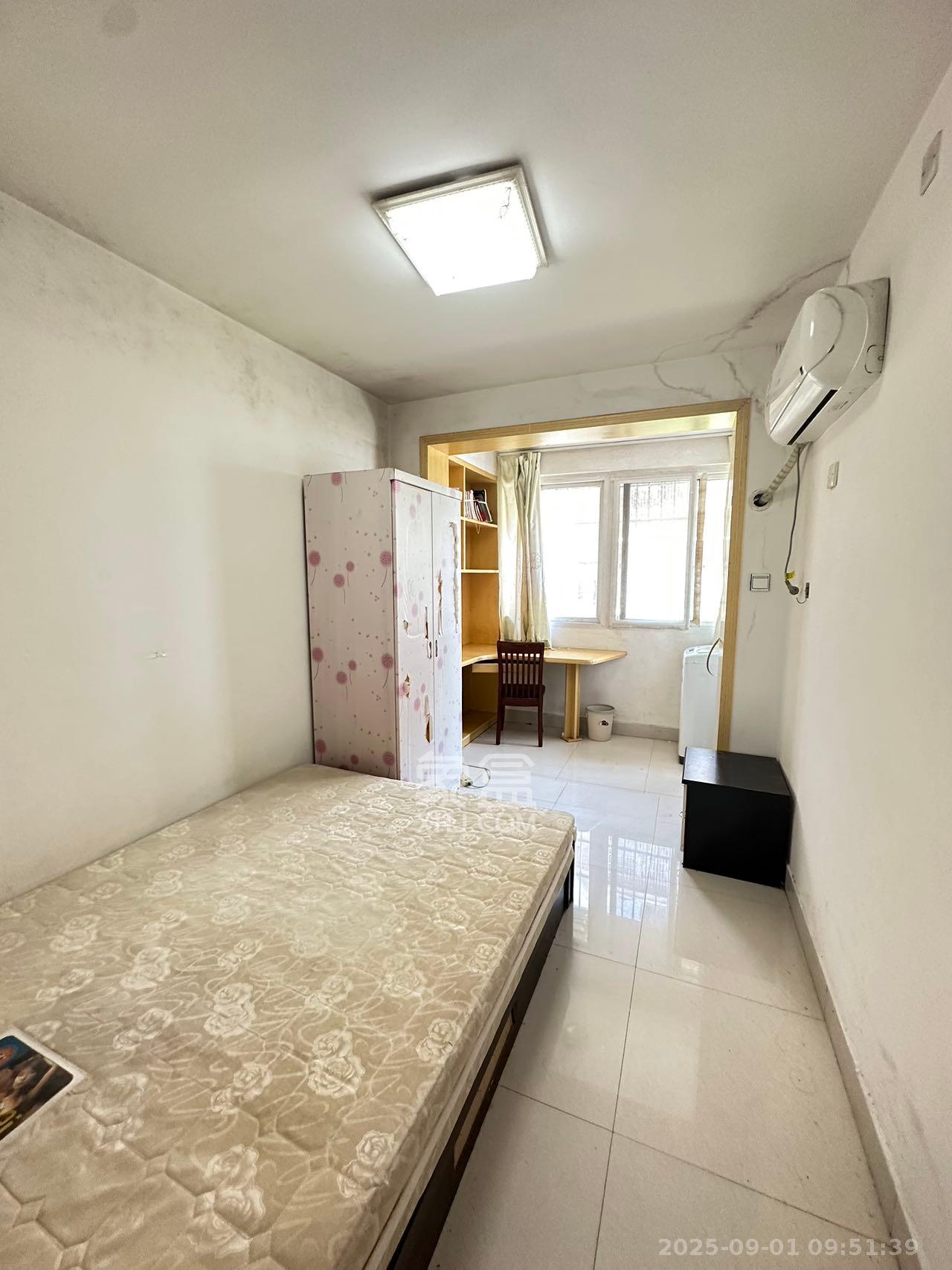 景环小区  2室2厅1卫    1400.0元/月 景环小区  2室2厅1卫    1400.0元/月室内图