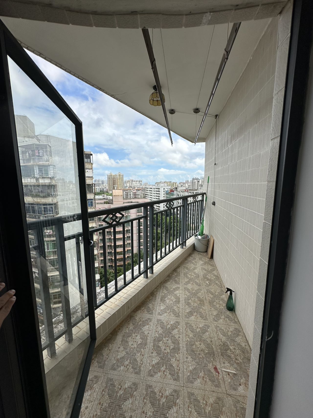 宇建城市花园 1室1厅1卫 2200.0元/月 宇建城市花园 1室1厅1卫 2200.0元/月室内图