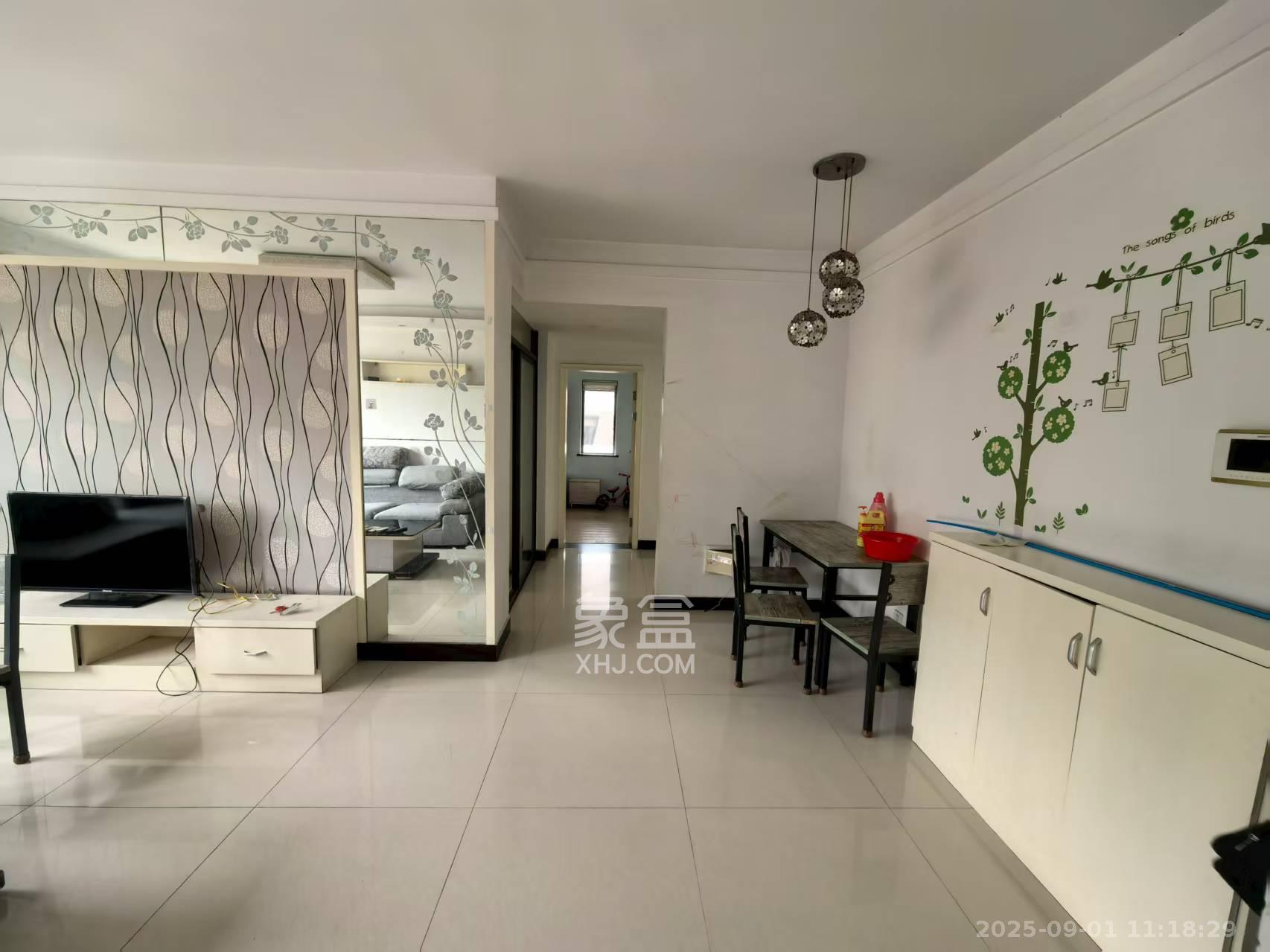 中信文化广场（中信新城二期）  3室2厅1卫    1800.0元/月室内图