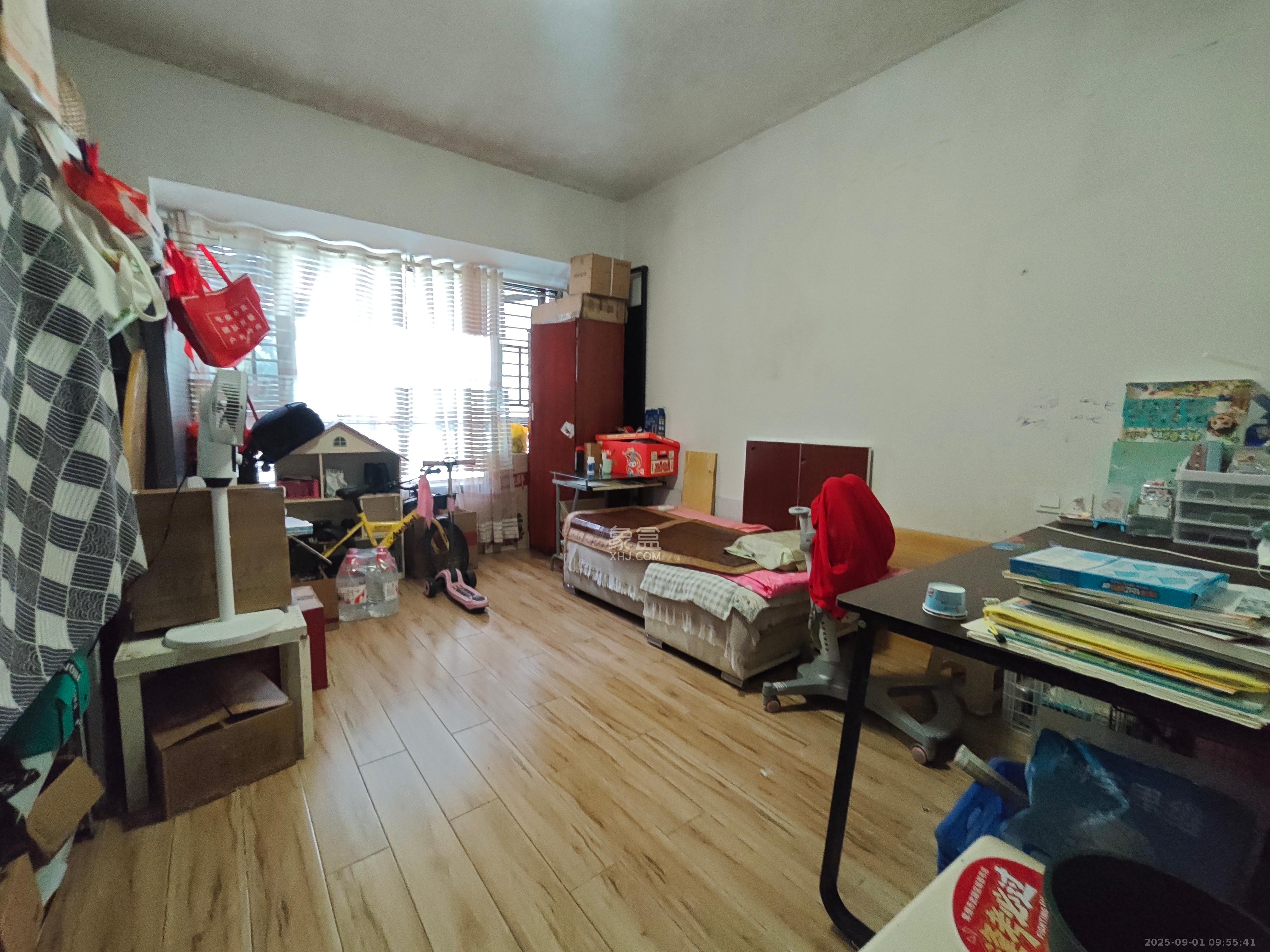 金房奥斯卡  3室2厅1卫    2500.0元/月室内图