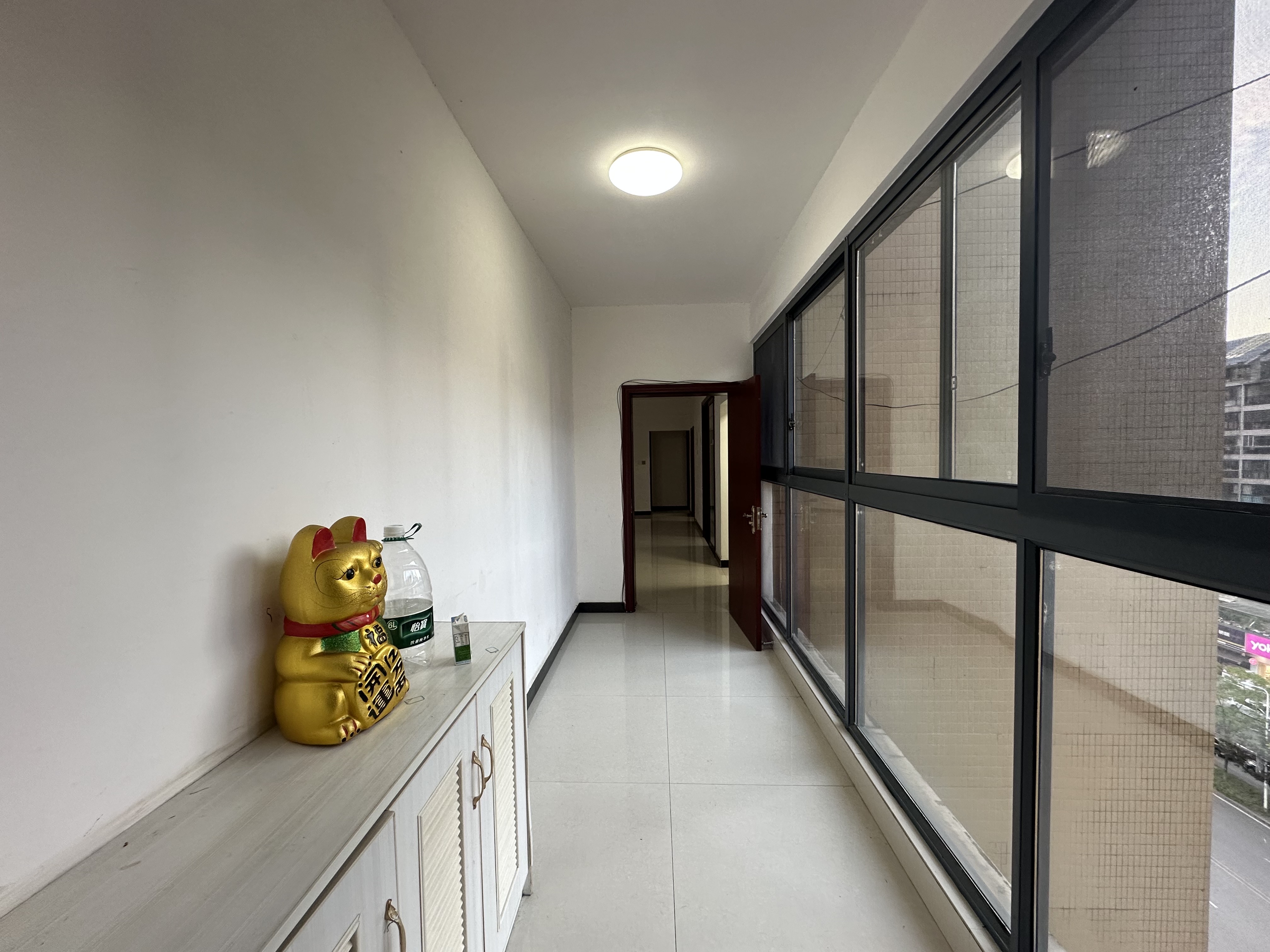 鑫成君泰 3室2厅2卫 2300.0元/月 鑫成君泰 3室2厅2卫 2300.0元/月室内图