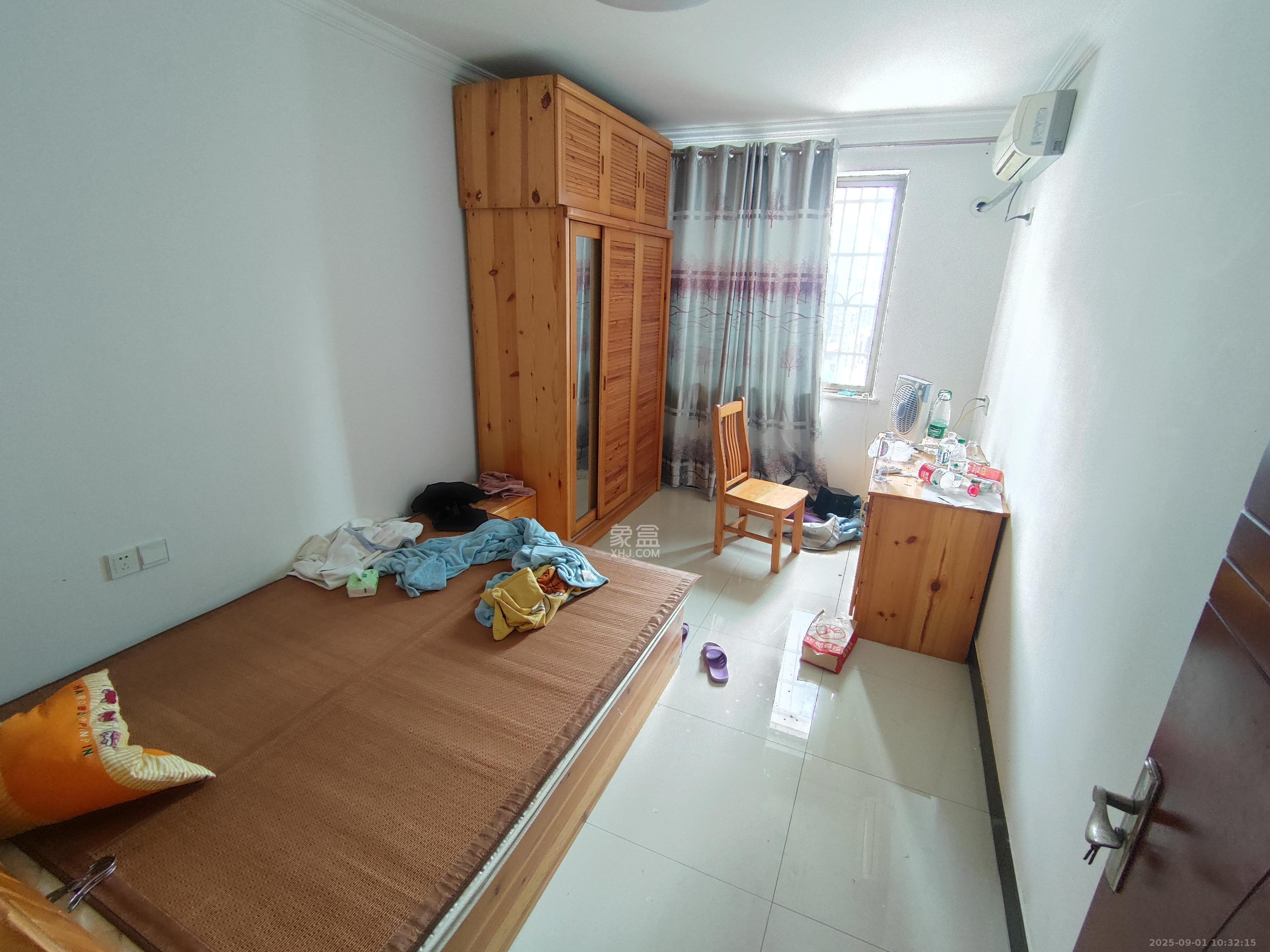 裕丰园  3室2厅2卫    1500.0元/月室内图