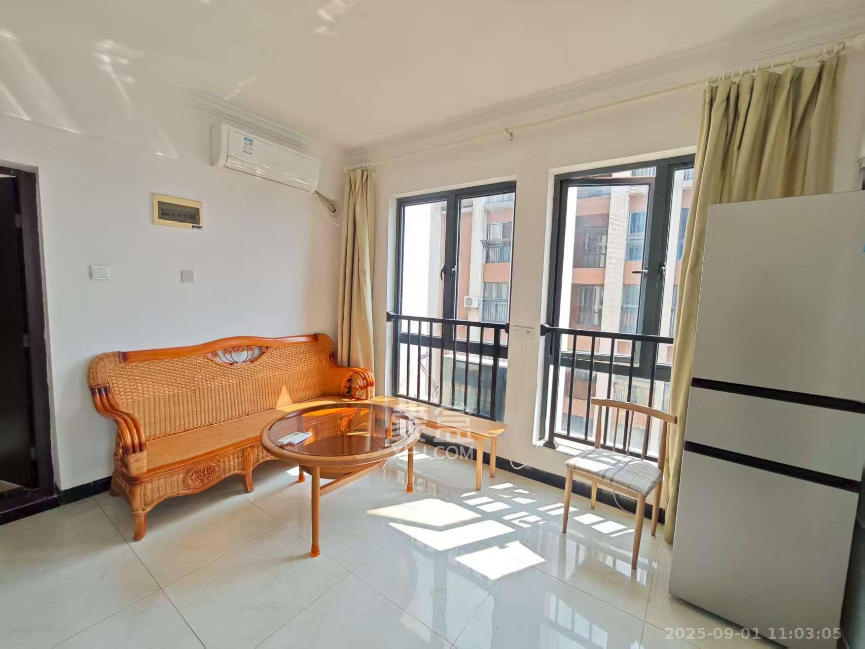 中建芙蓉工社  2室1厅1卫    1400.0元/月 中建芙蓉工社  2室1厅1卫    1400.0元/月户型图