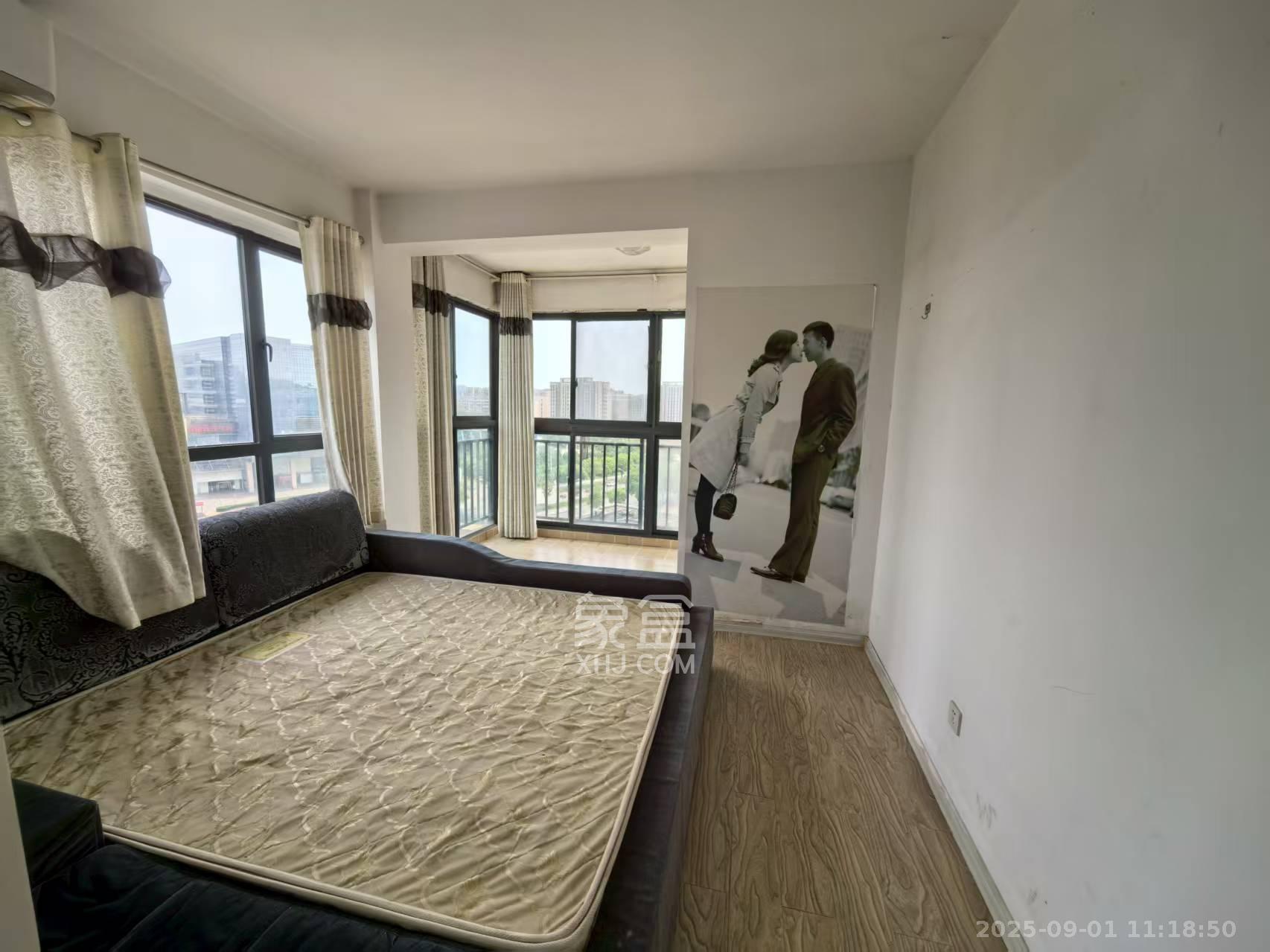 中信文化广场(中信新城二期) 3室2厅1卫 1800.0元/月 中信文化广场(中信新城二期) 3室2厅1卫 1800.0元/月室内图